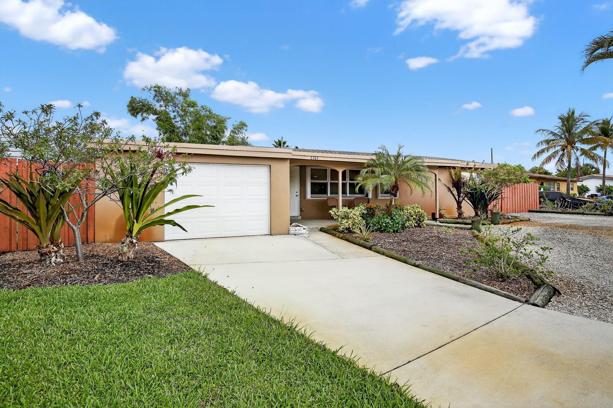 3761 SW 18th Street