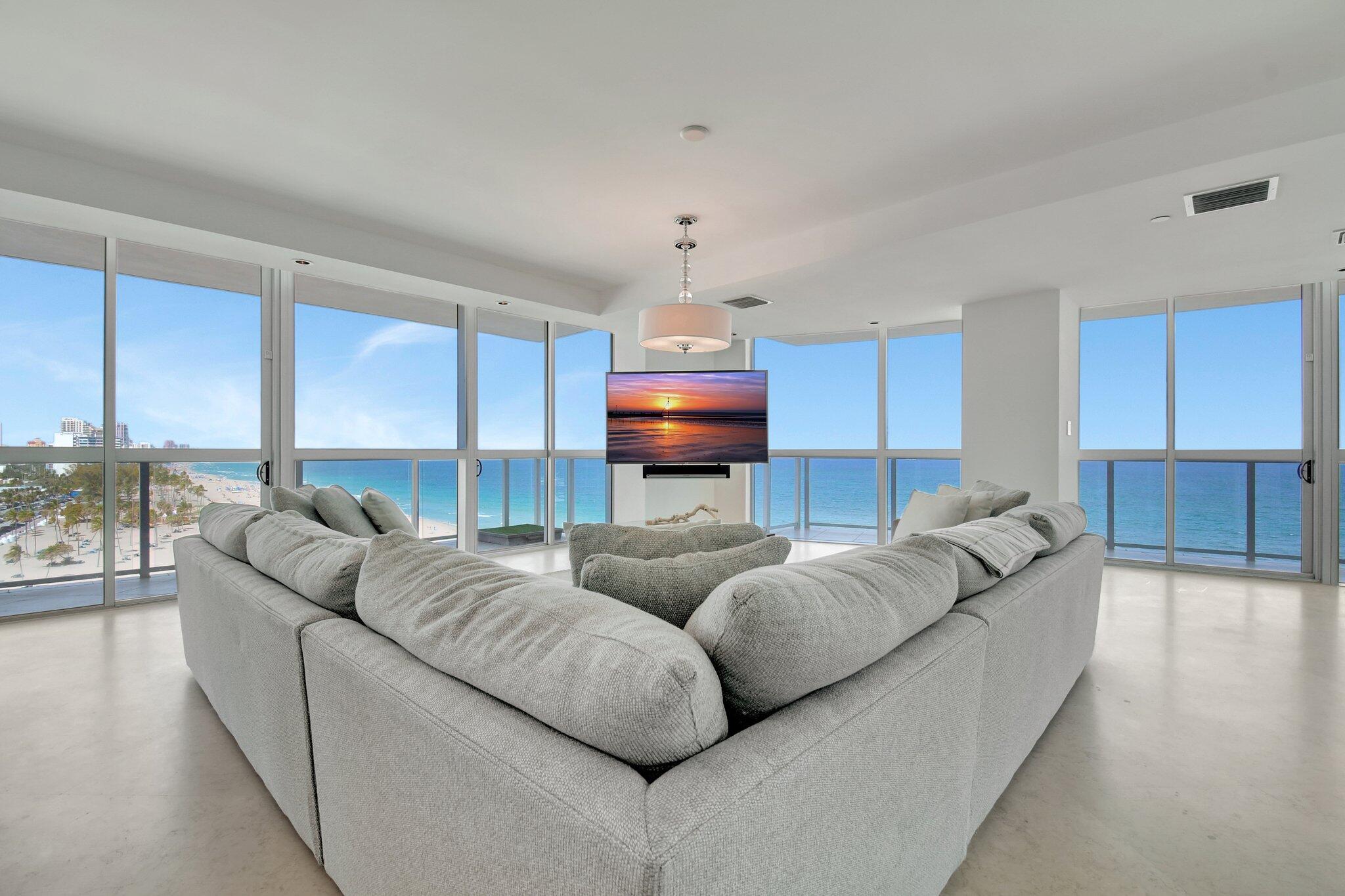 1200 Holiday Drive 1001