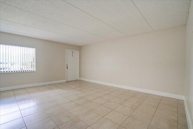 1104 Meadows Circle Property Photo 7
