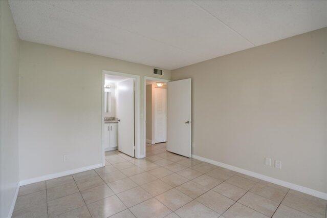 1104 Meadows Circle Property Photo 16