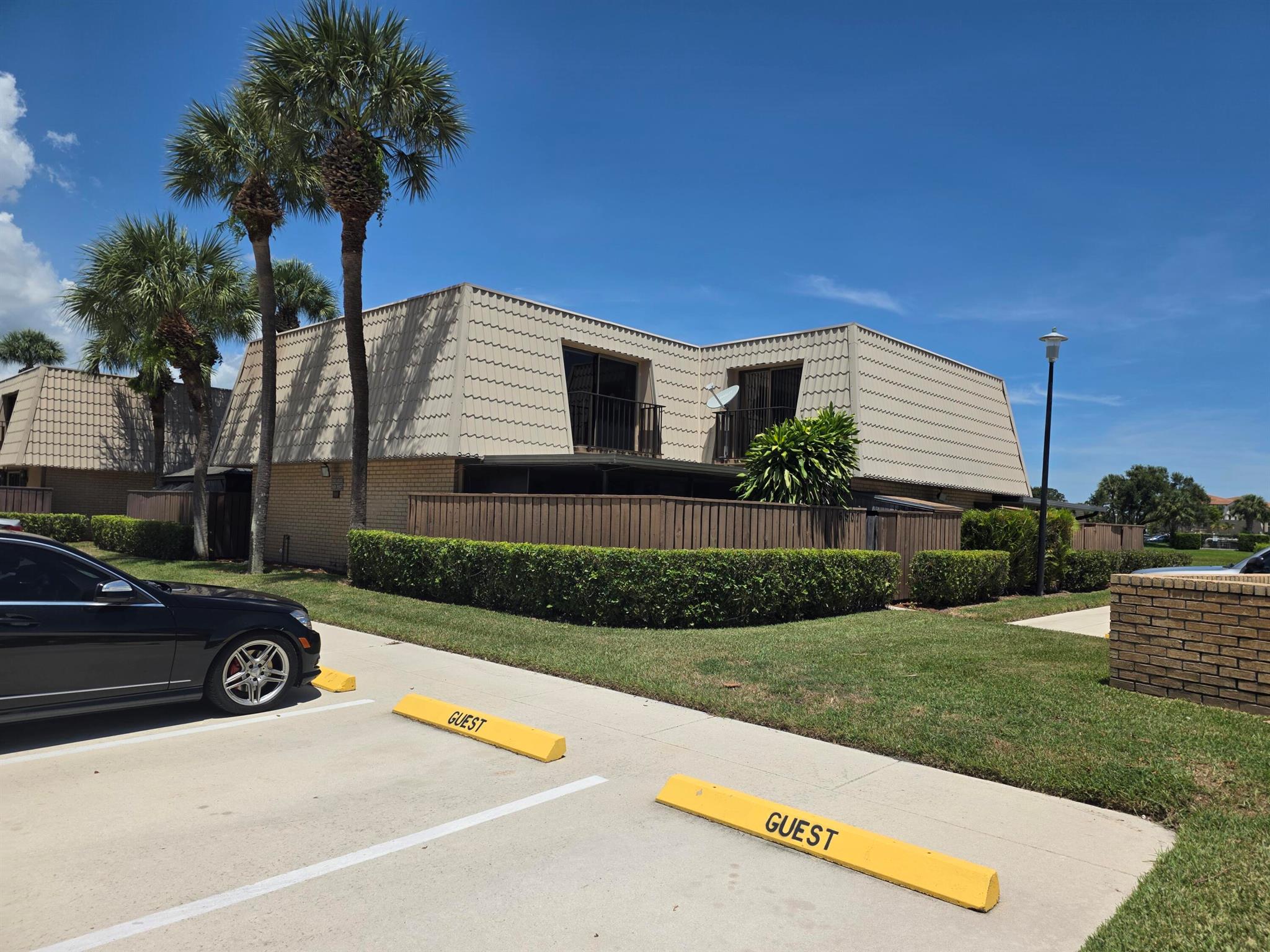 6507 65th Way Property Photo 1