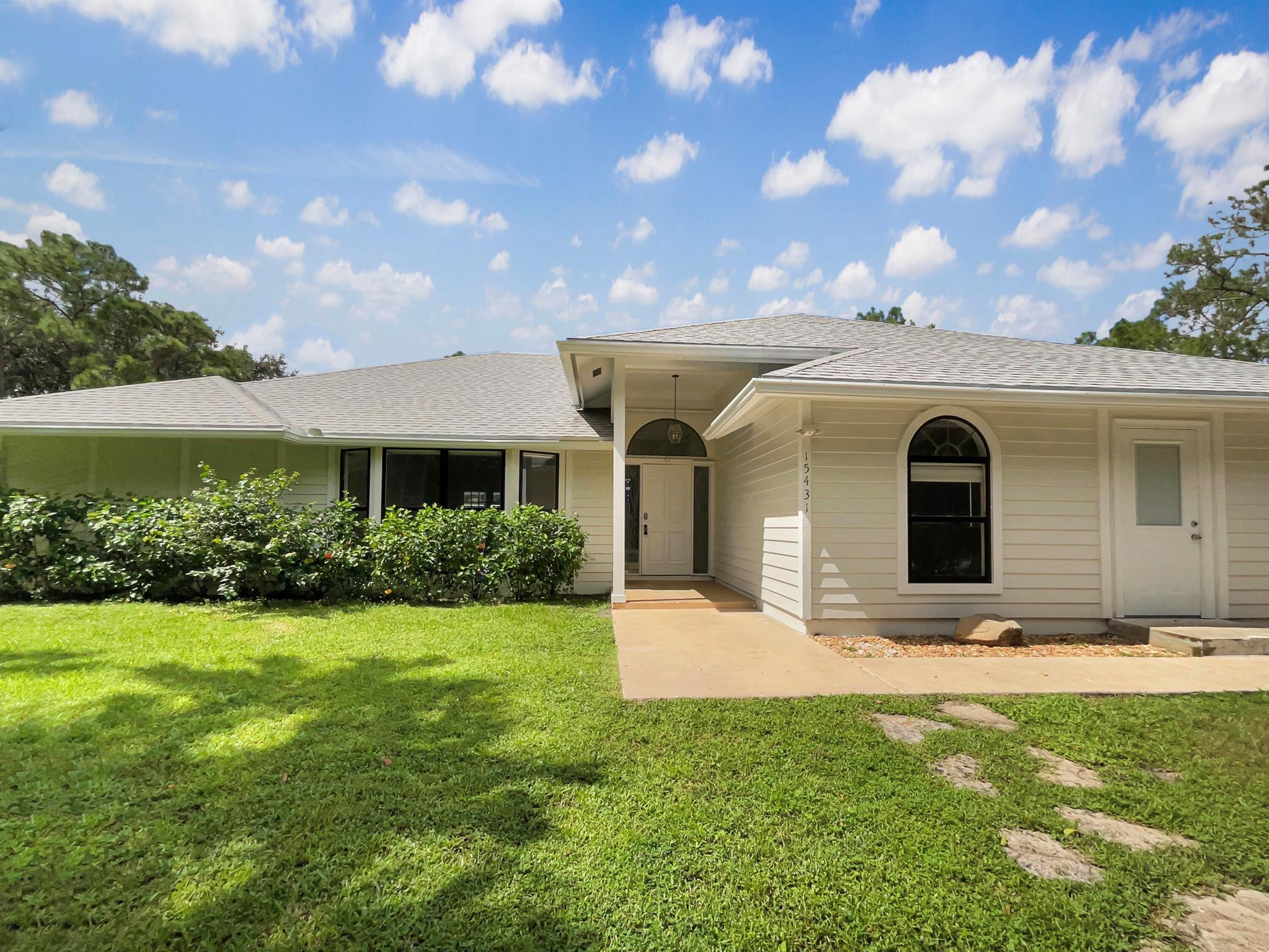 15431 105th Drive N Property Photo 1