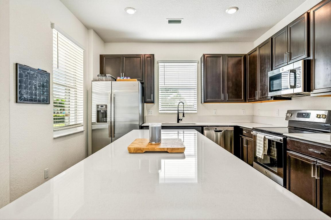 5986 Sequoia Circle Property Photo 15