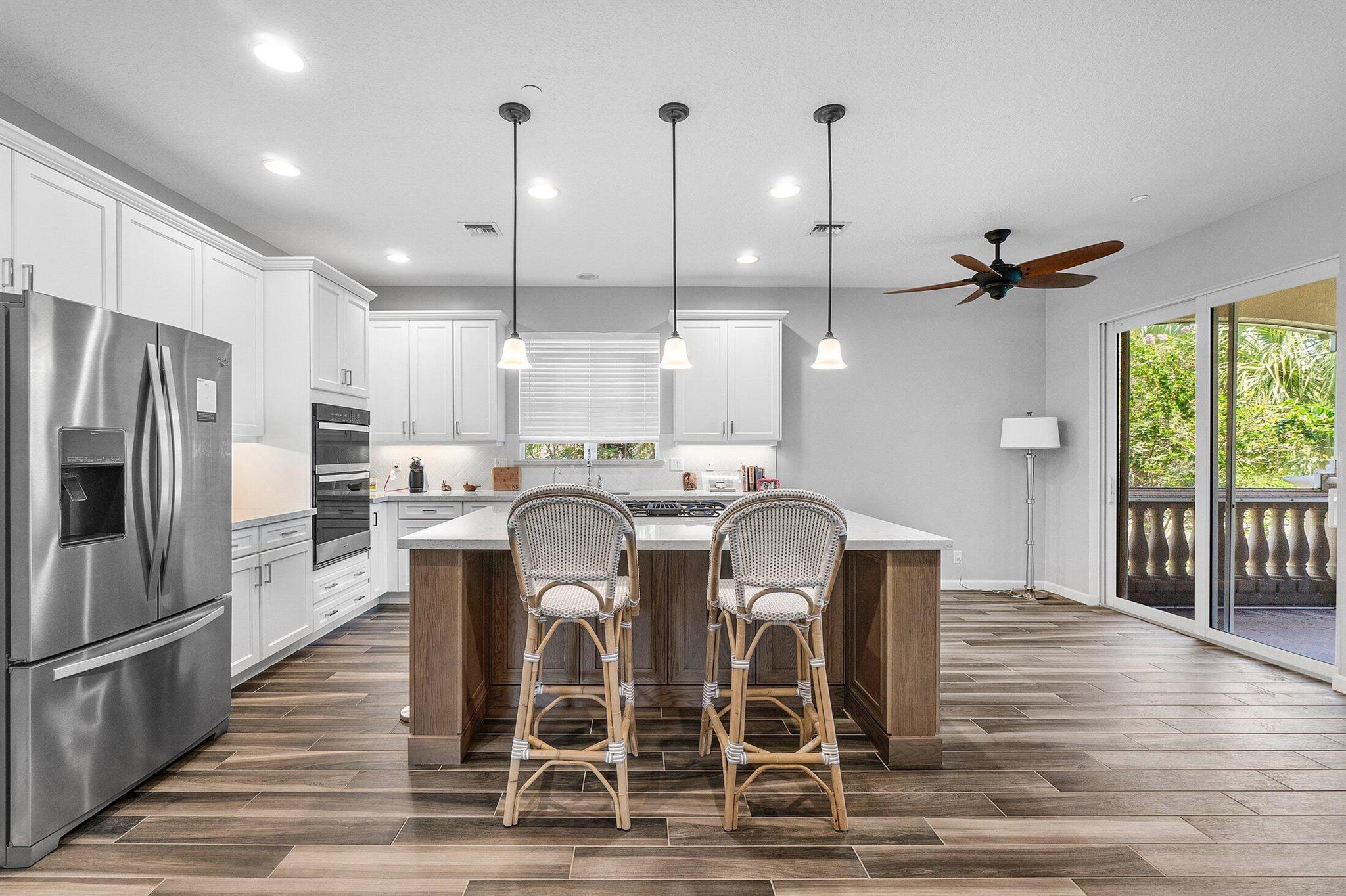 274 Tresana Boulevard 132 Property Photo 1