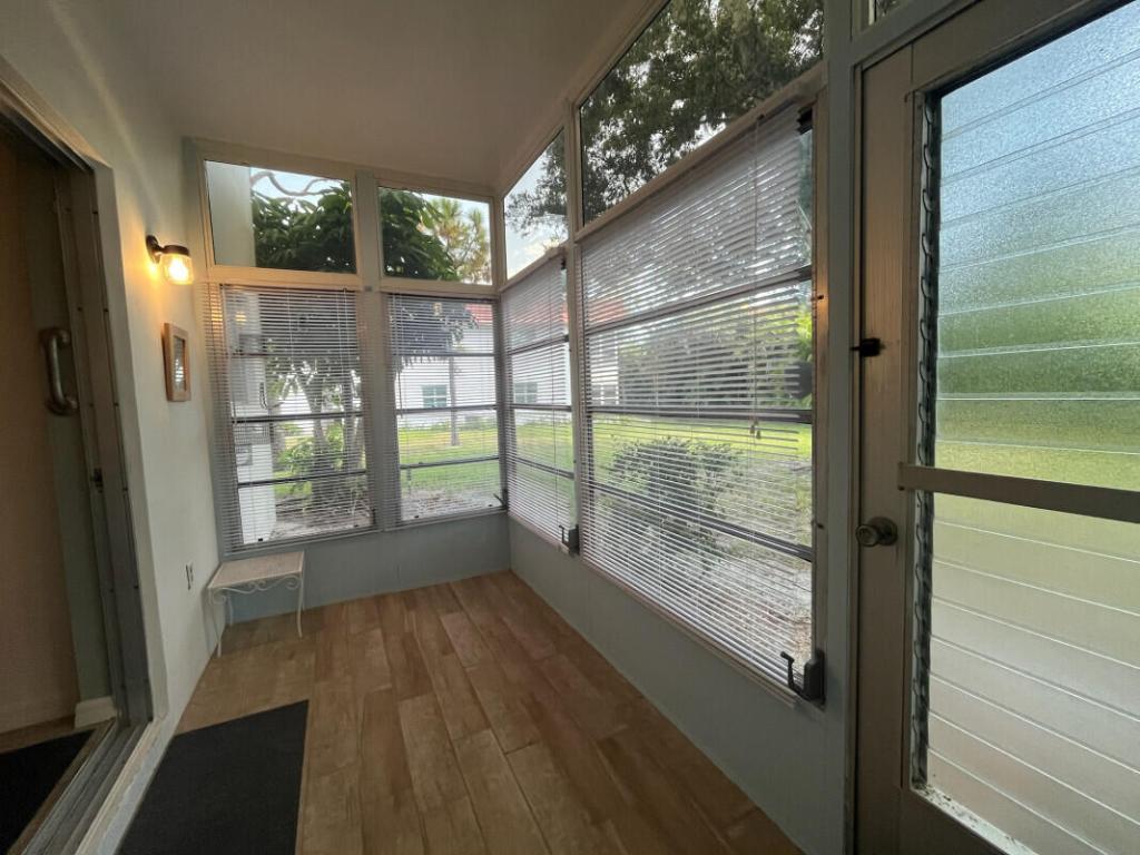 2600 Se Ocean Boulevard B7 Property Photo 4