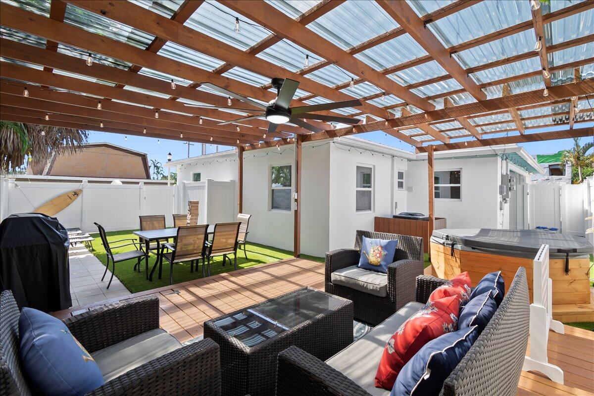 2741 Parker Avenue Property Photo 1