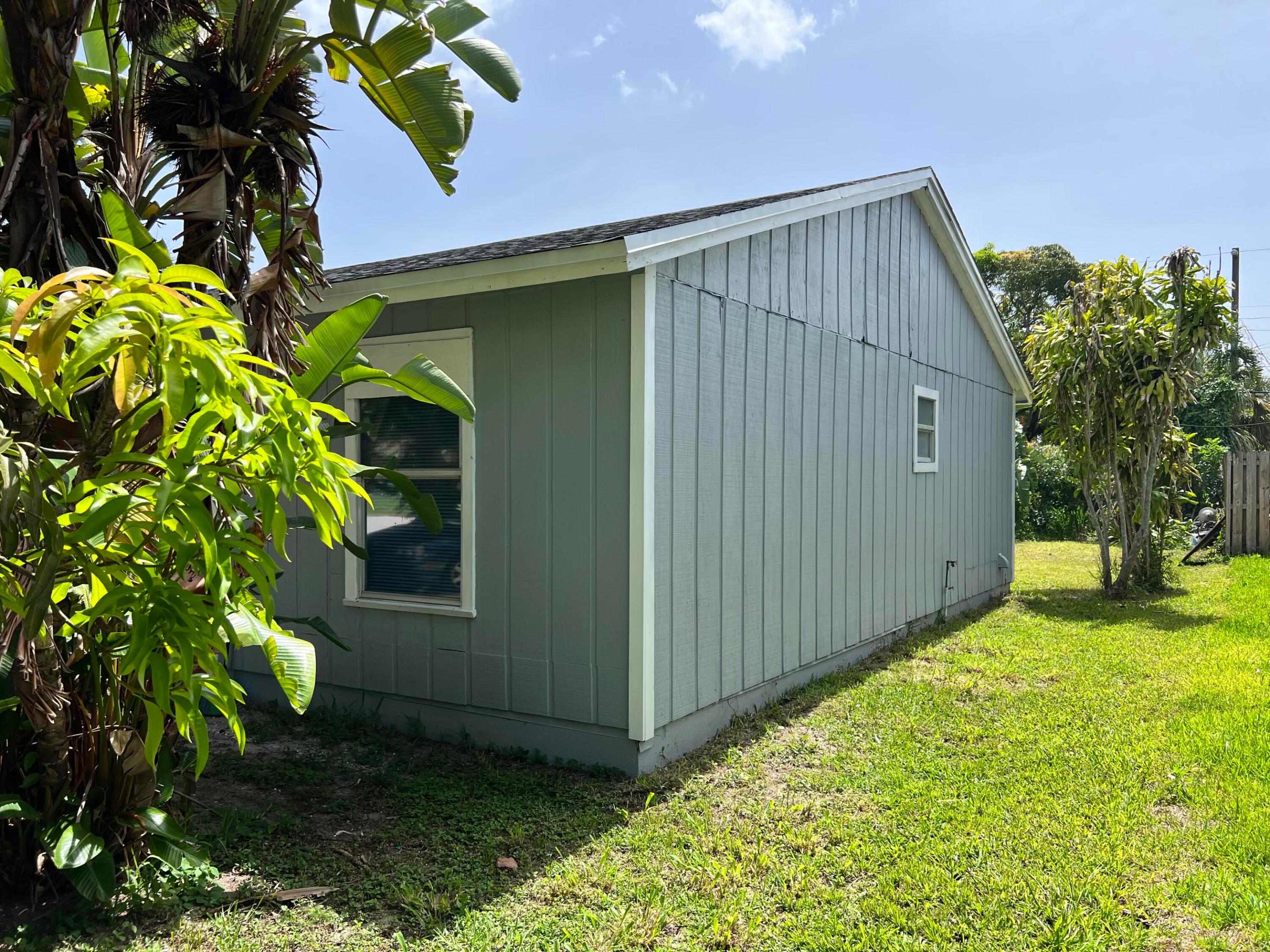 332 Fleming Avenue Property Photo 1