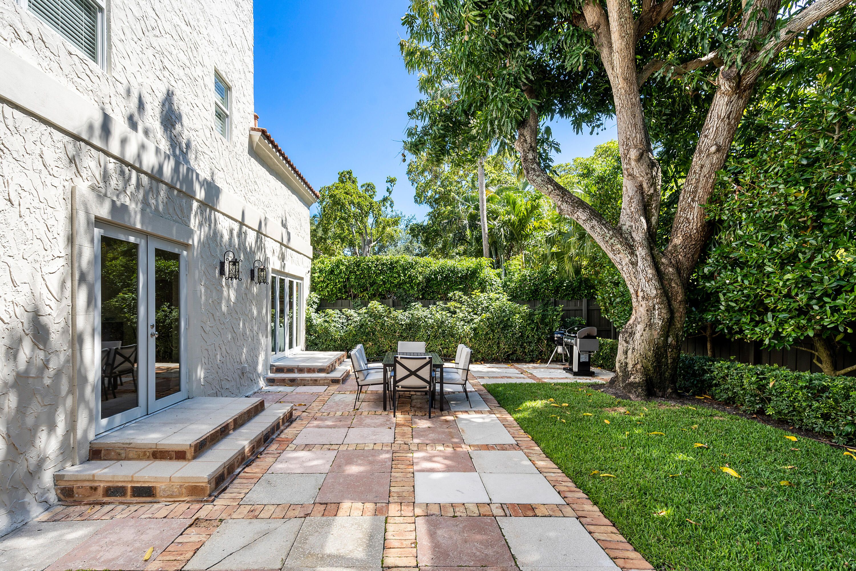 R11117514 Property Photo 4