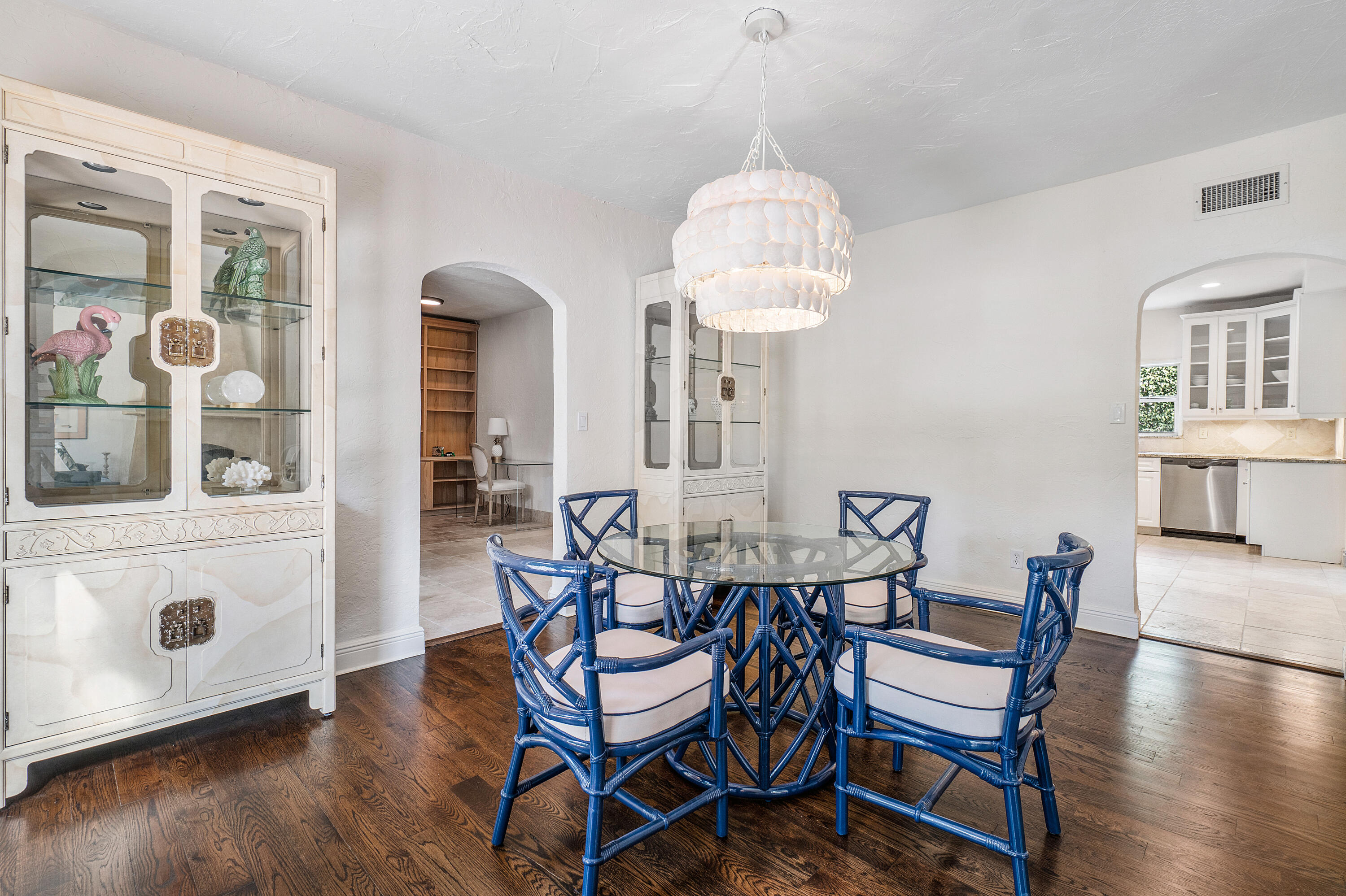 R11117514 Property Photo 8