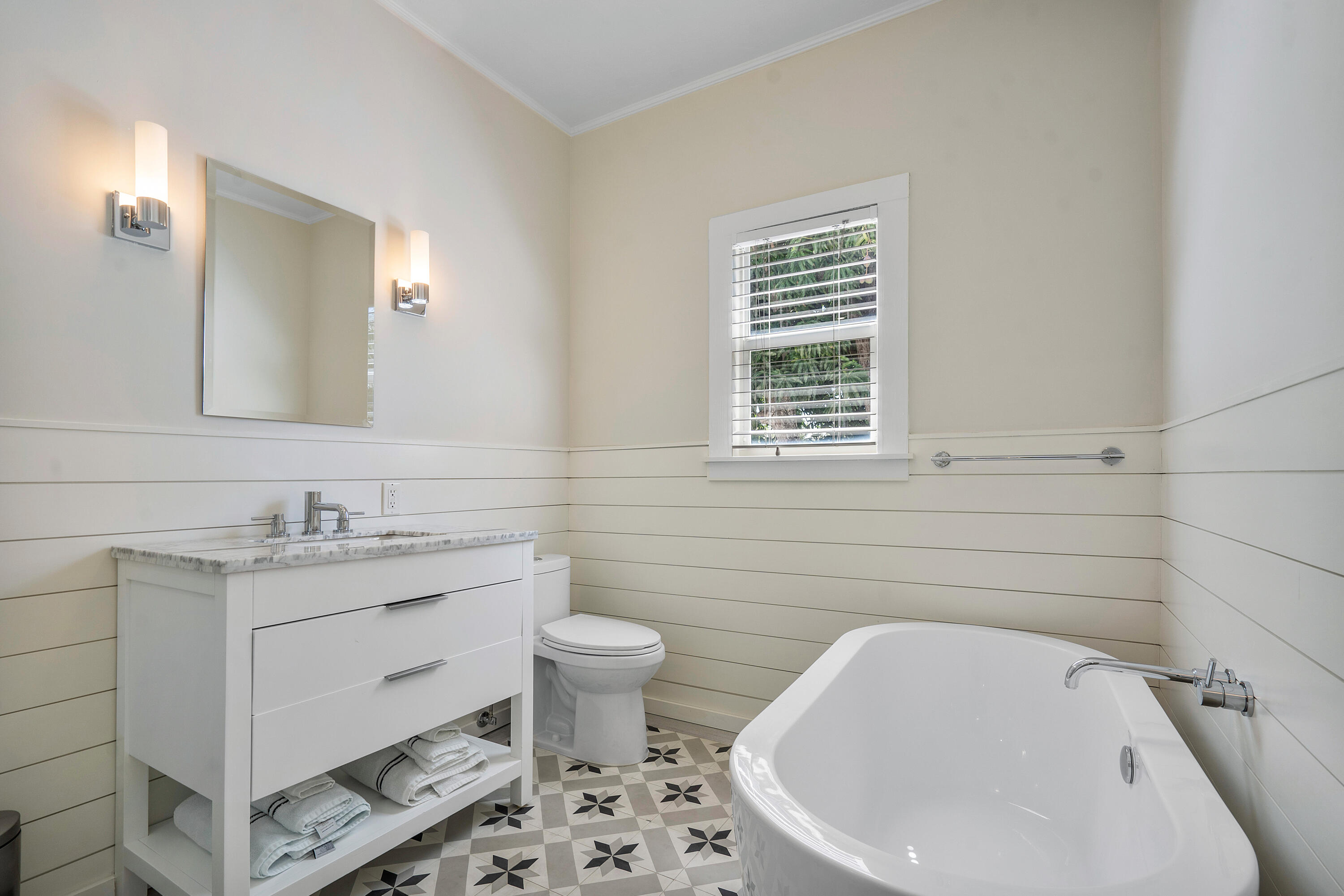 R11117514 Property Photo 18