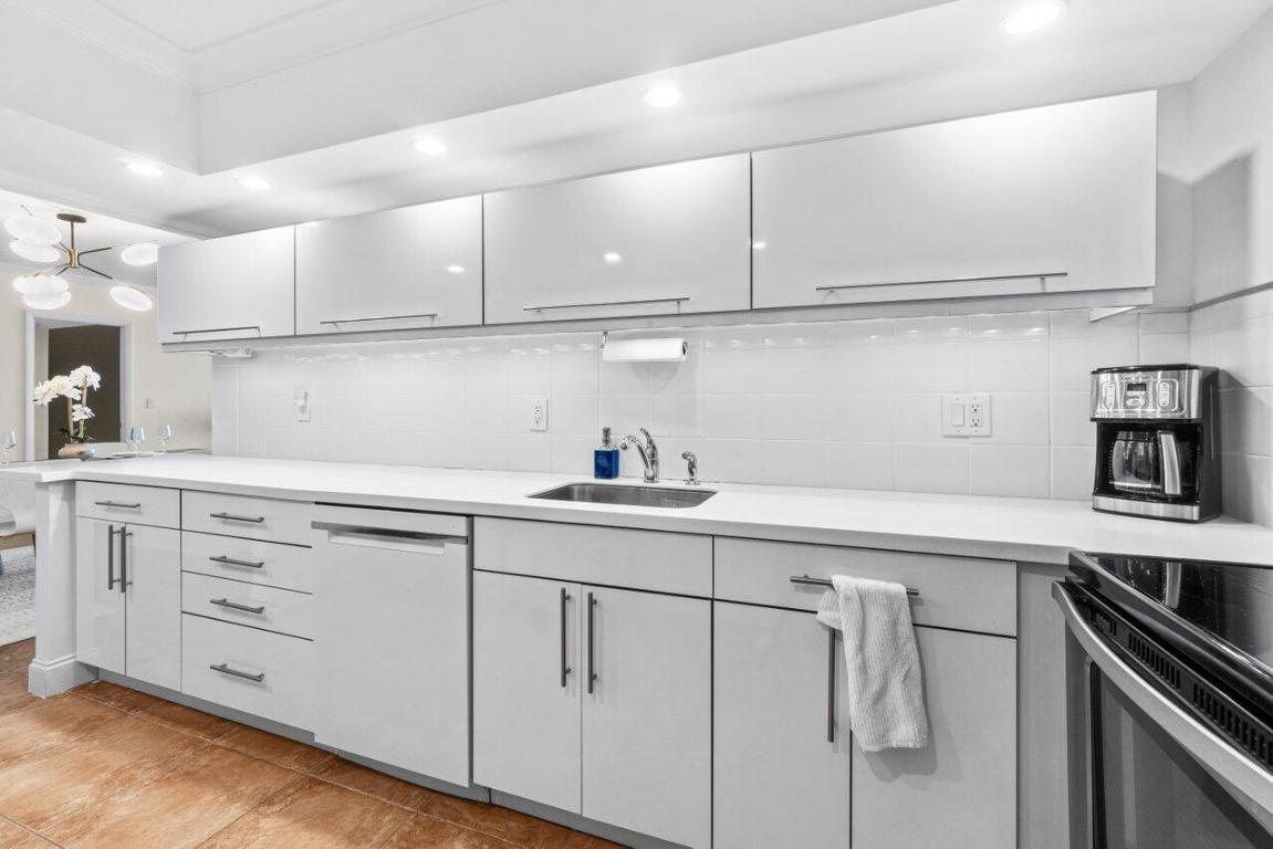 3450 S Ocean Boulevard 5150 Property Photo 15
