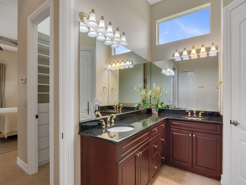 1225 Riverwind Circle Property Photo 14