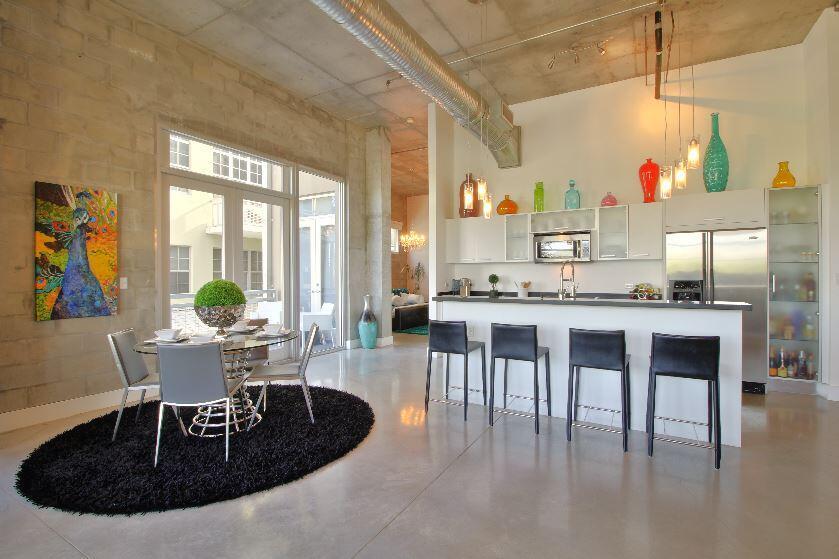 445 N Andrews Avenue 301 Property Photo 7