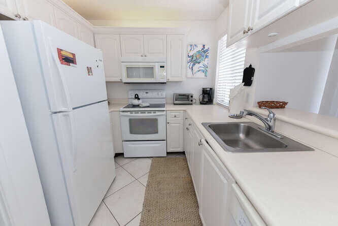 353 S Us Highway 1 F306 Property Photo 9