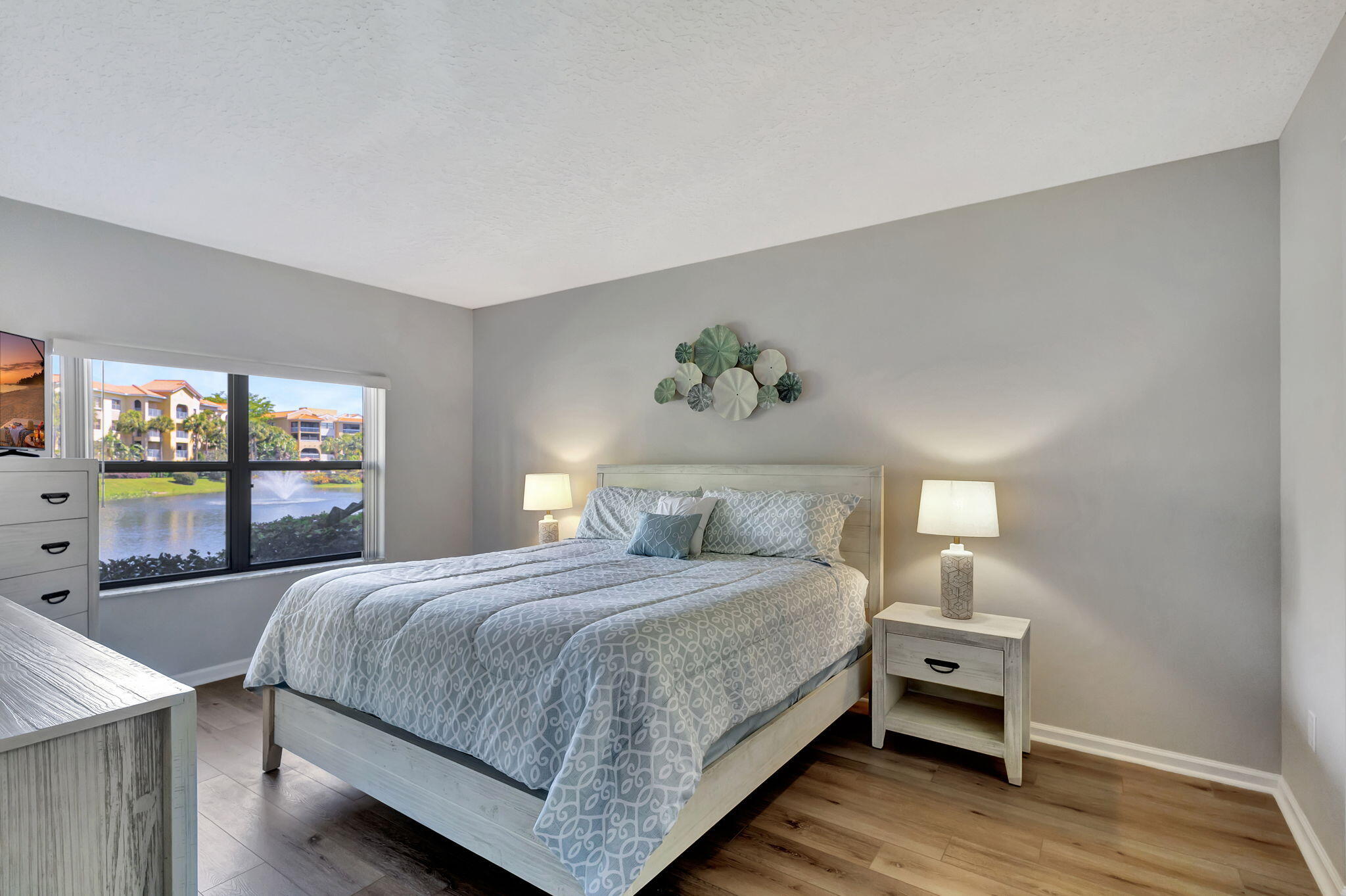 300 Uno Lago Drive 101 Property Photo 23