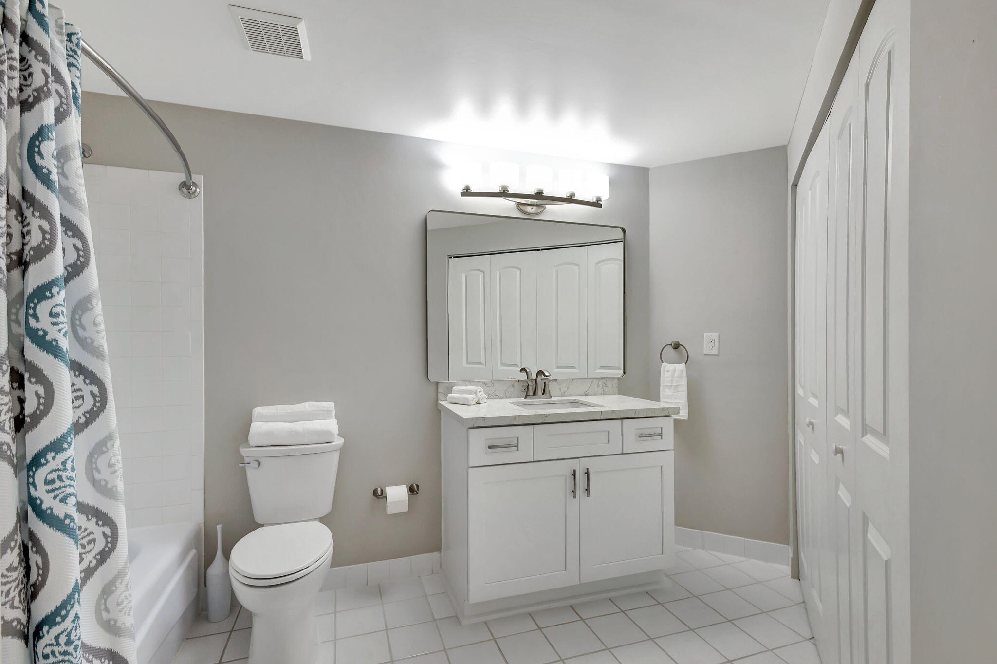 300 Uno Lago Drive 101 Property Photo 34