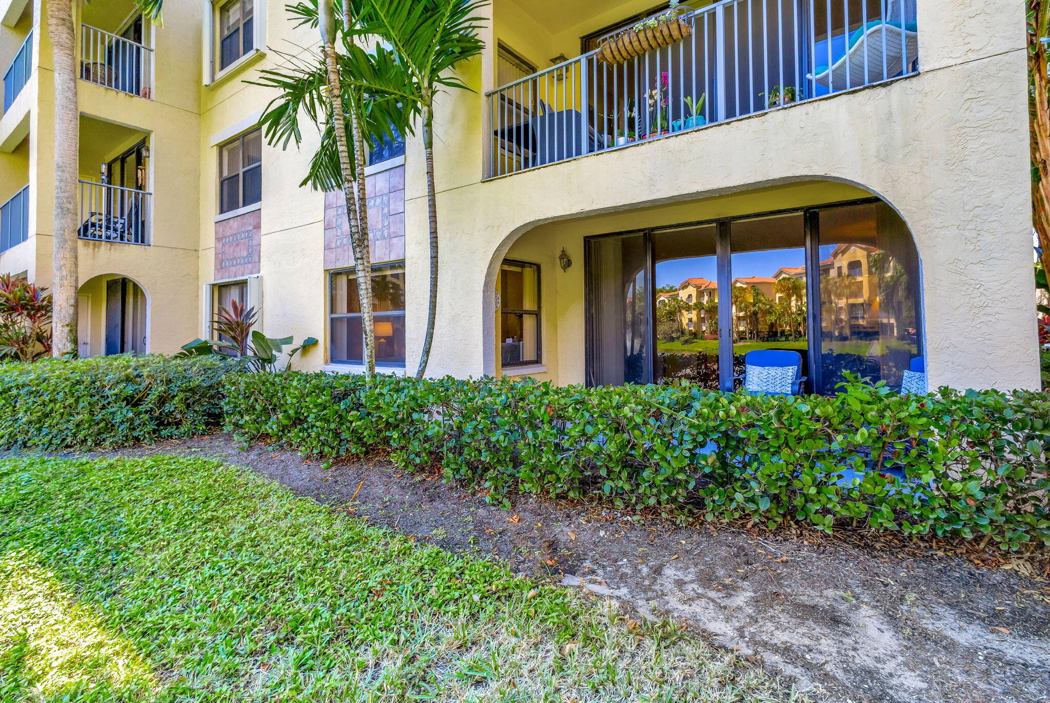 300 Uno Lago Drive 101 Property Photo 43