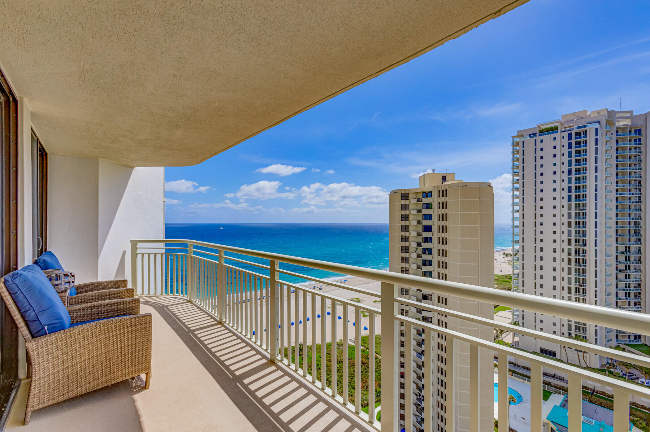3000 N Ocean Drive 22 G Property Photo 2