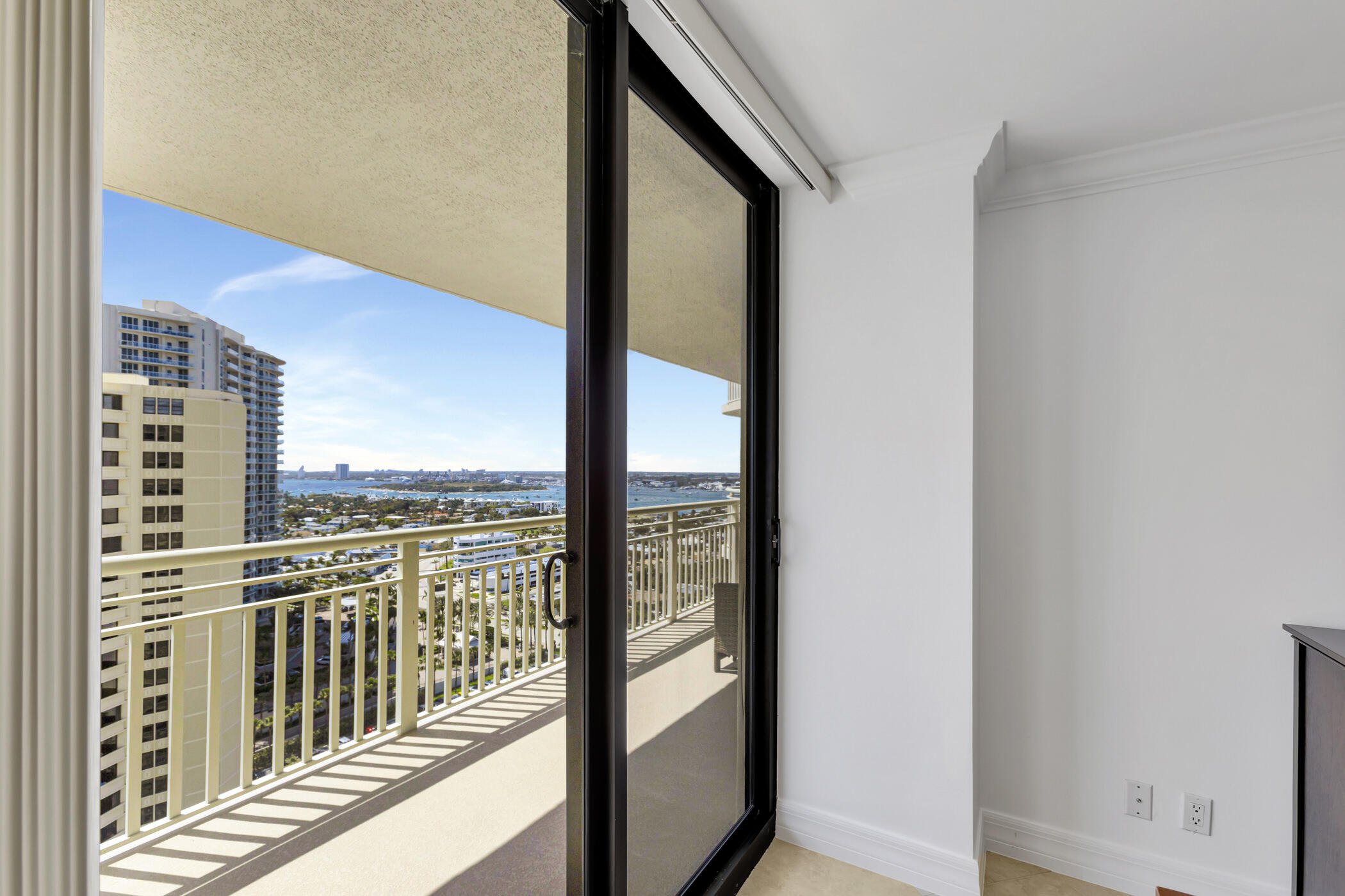 3000 N Ocean Drive 22 G Property Photo 16