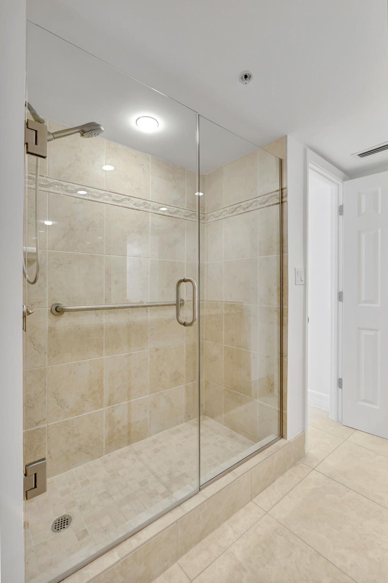 3000 N Ocean Drive 22 G Property Photo 18