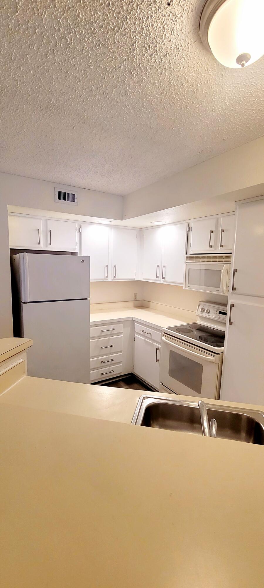1401 Village Blvd 223 Property Photo 4