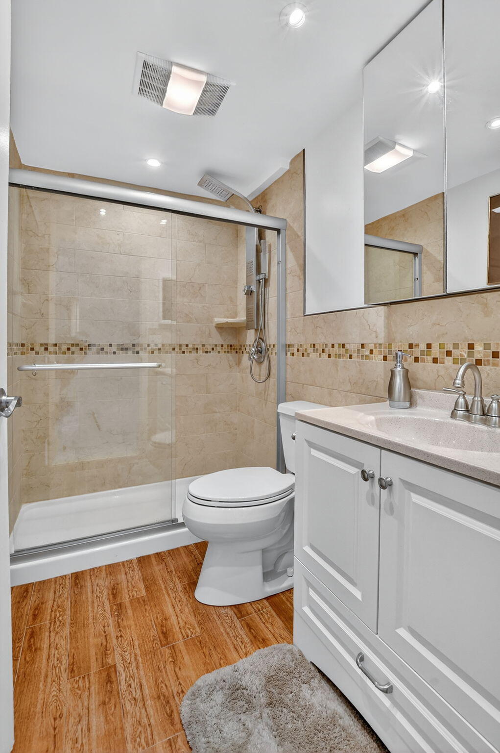 739 Normandy P Property Photo 13