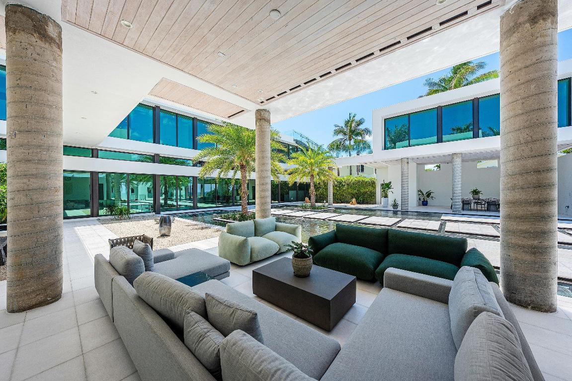 6273 N Ocean Boulevard Property Photo 8