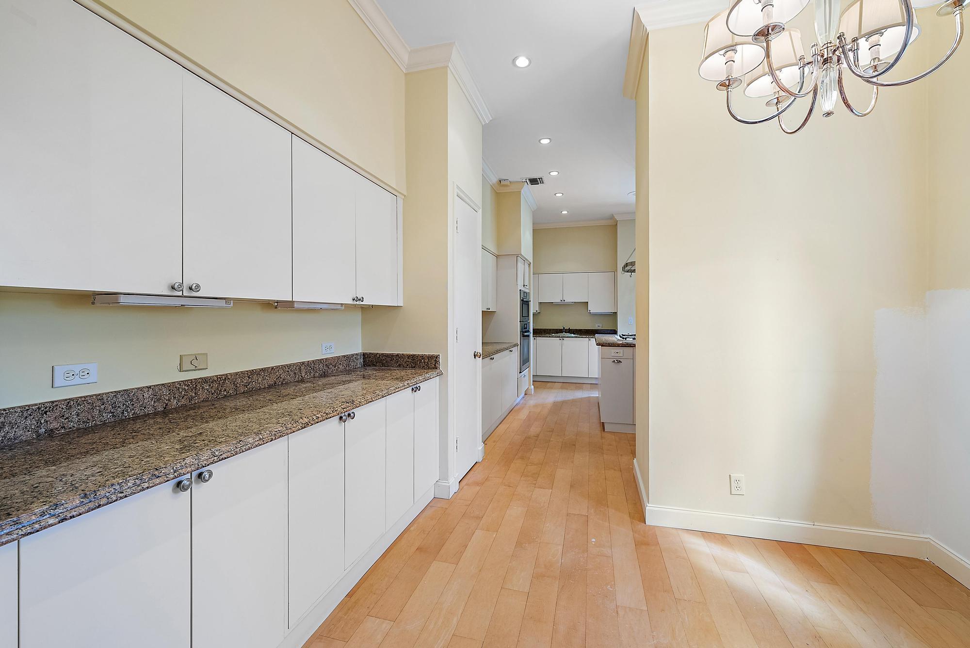 740 N Lake Way Property Photo 14