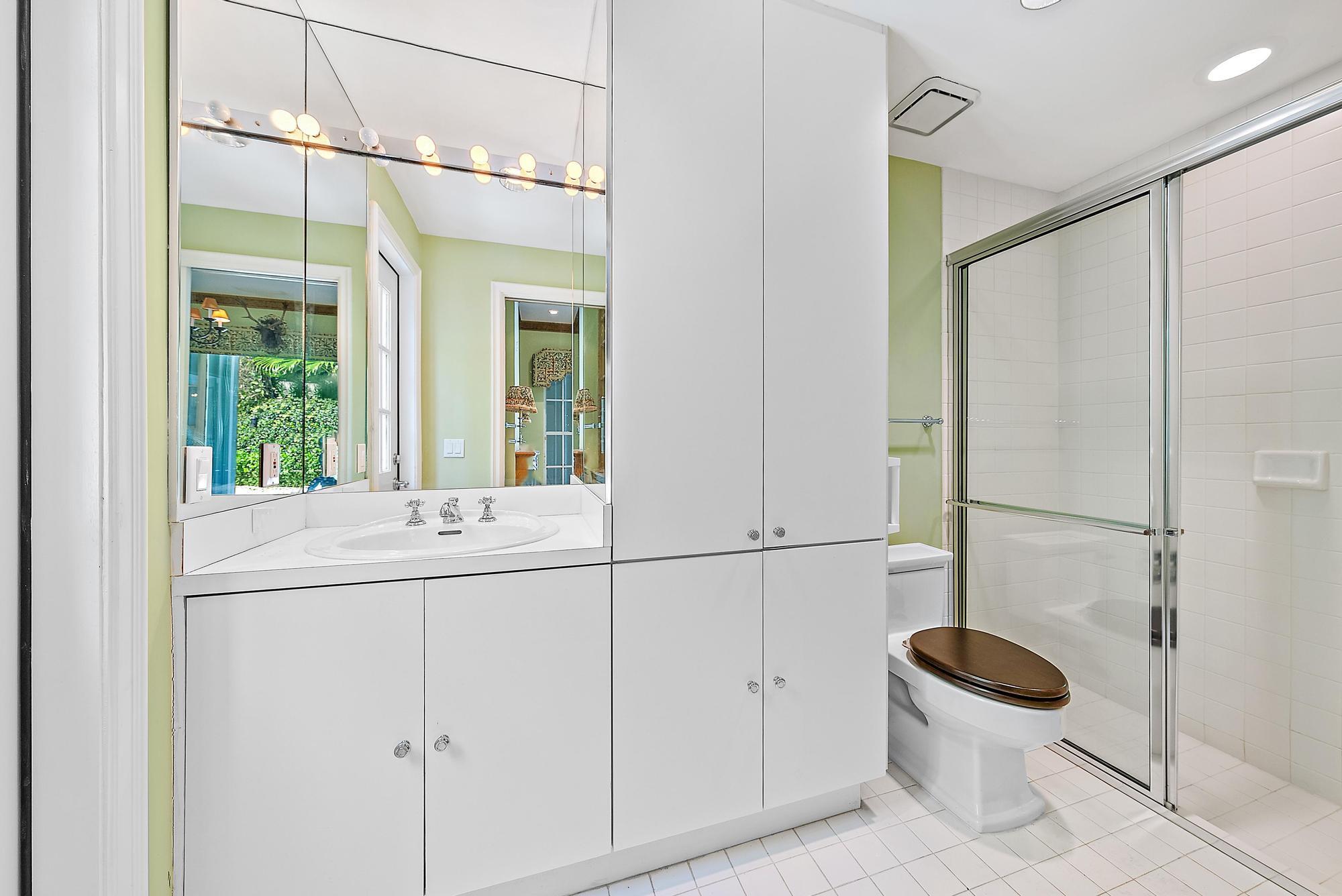 740 N Lake Way Property Photo 18