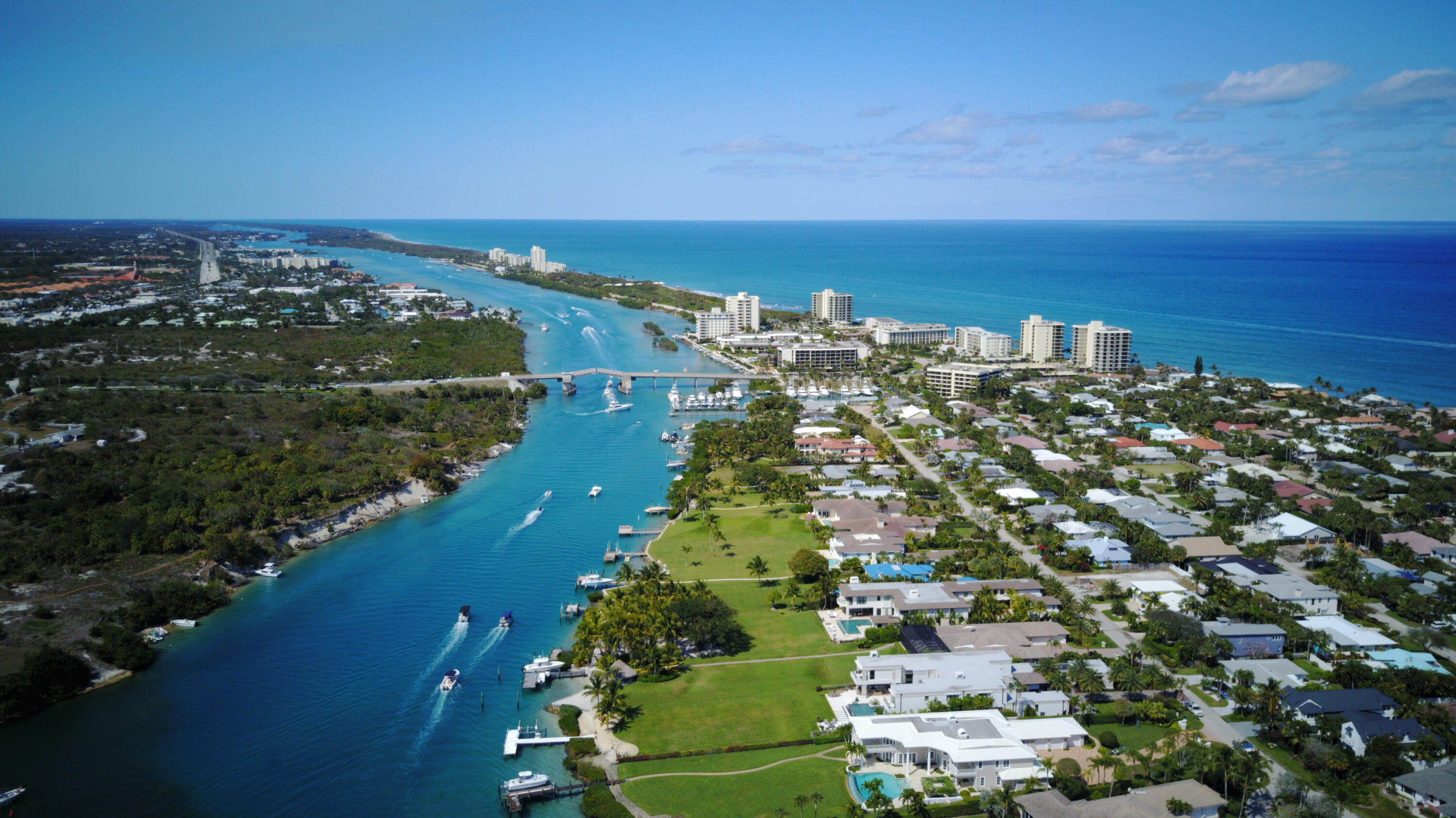811 Oak Harbour Drive Property Photo 39
