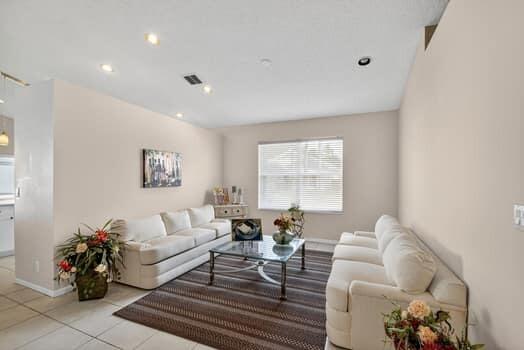 10299 Utopia Circle W Property Photo 7