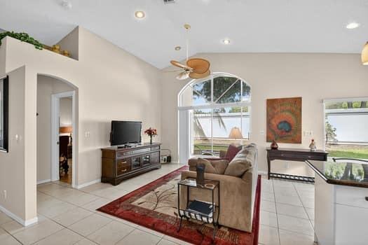 10299 Utopia Circle W Property Photo 14