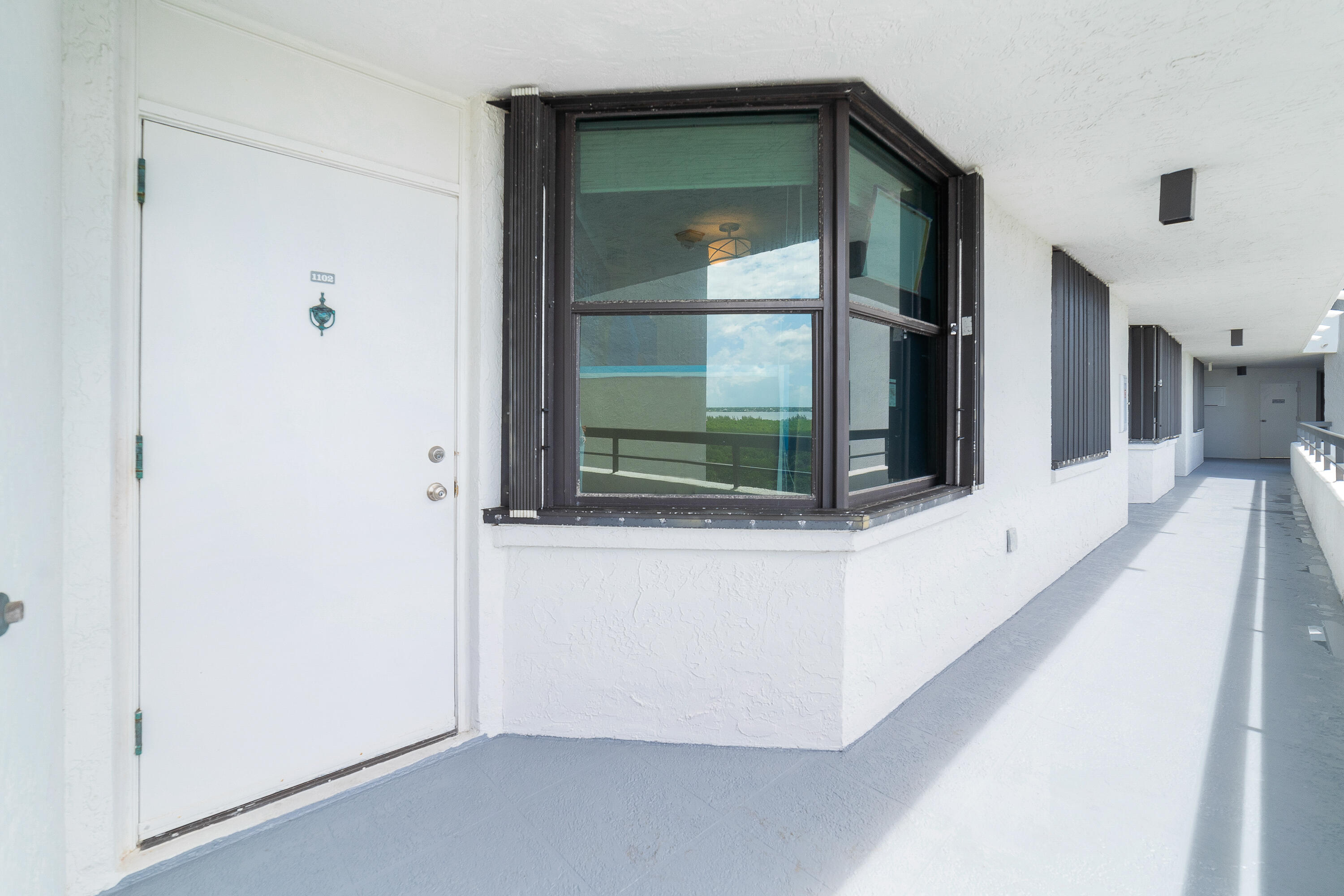 8800 S Ocean Drive 1102 Property Photo 3