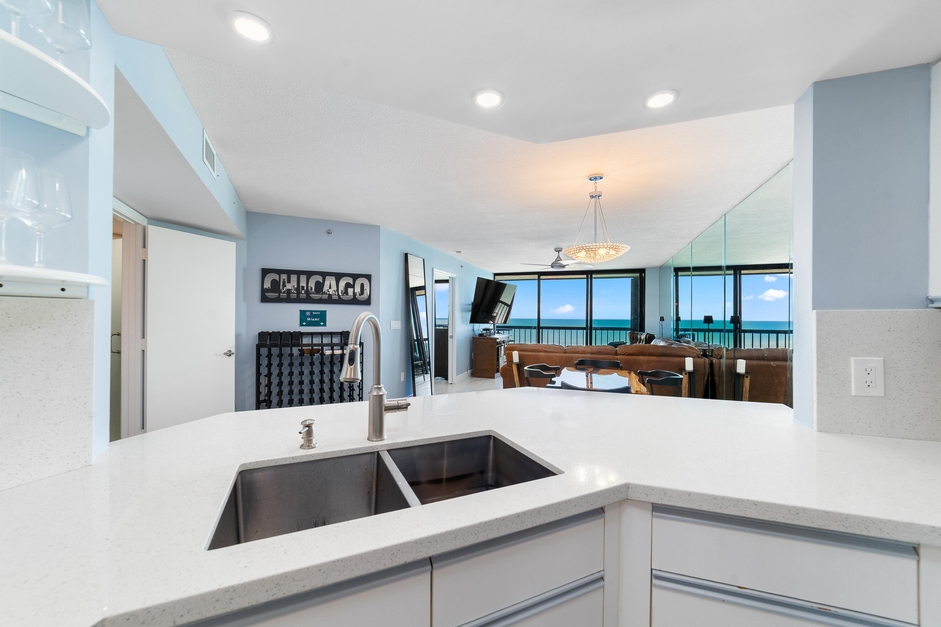 8800 S Ocean Drive 1102 Property Photo 9