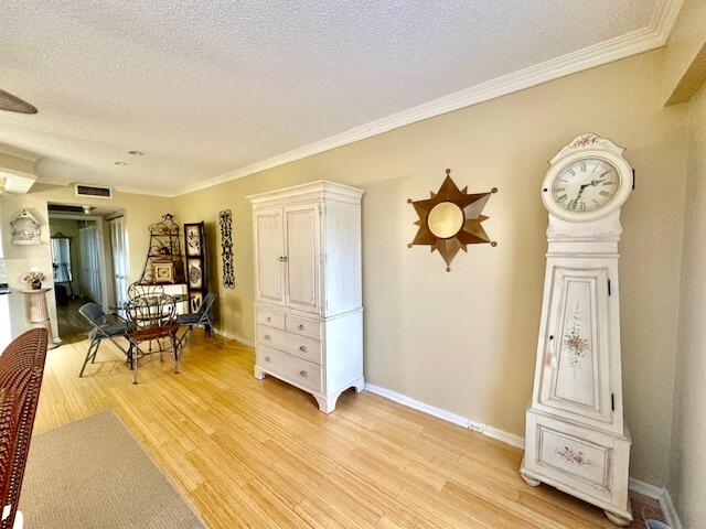 125 Suffolk C Property Photo 6