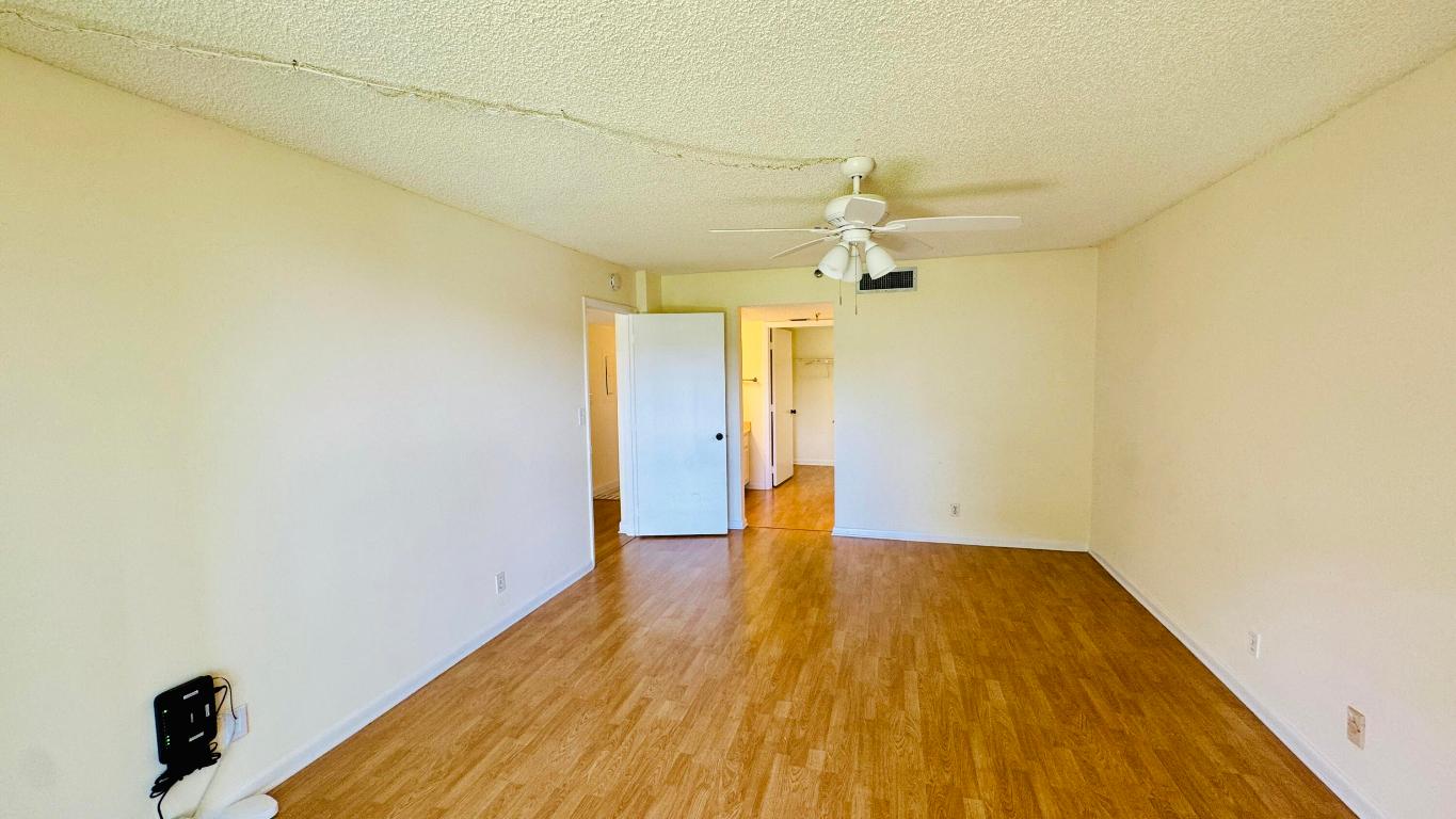7030 Half Moon Circle 121 Property Photo 37
