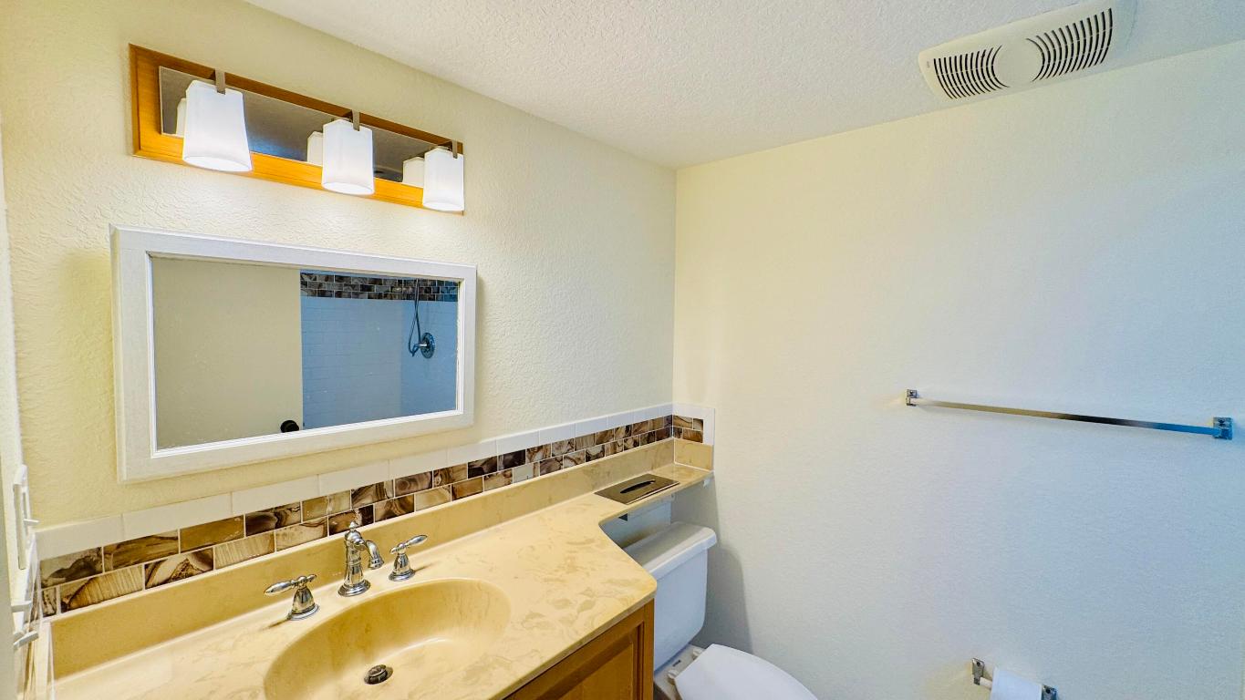 7030 Half Moon Circle 121 Property Photo 56