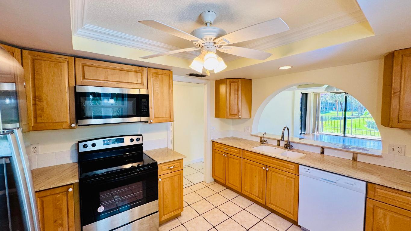 7030 Half Moon Circle 121 Property Photo 60