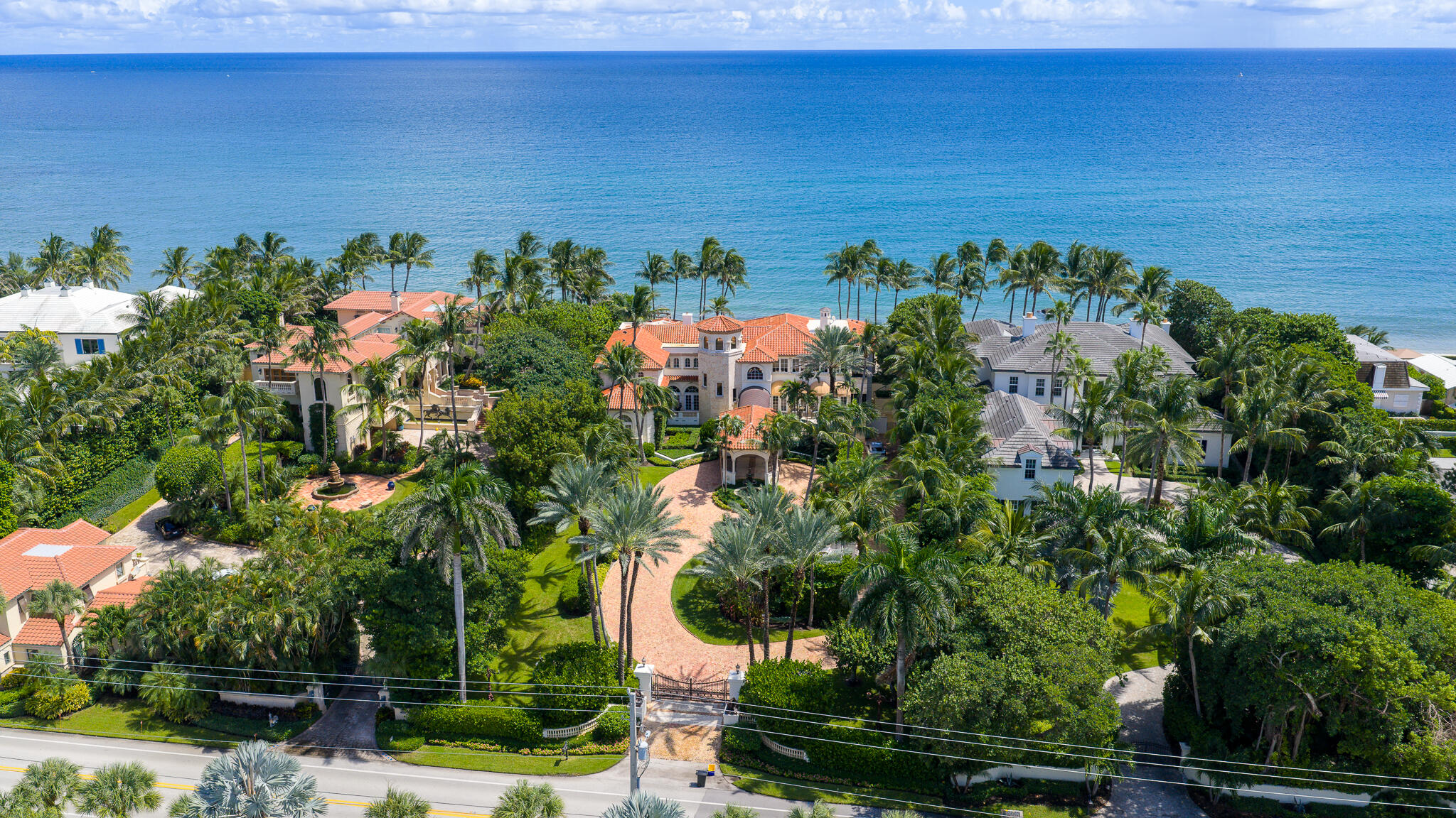 6133 N Ocean Boulevard Property Photo 2
