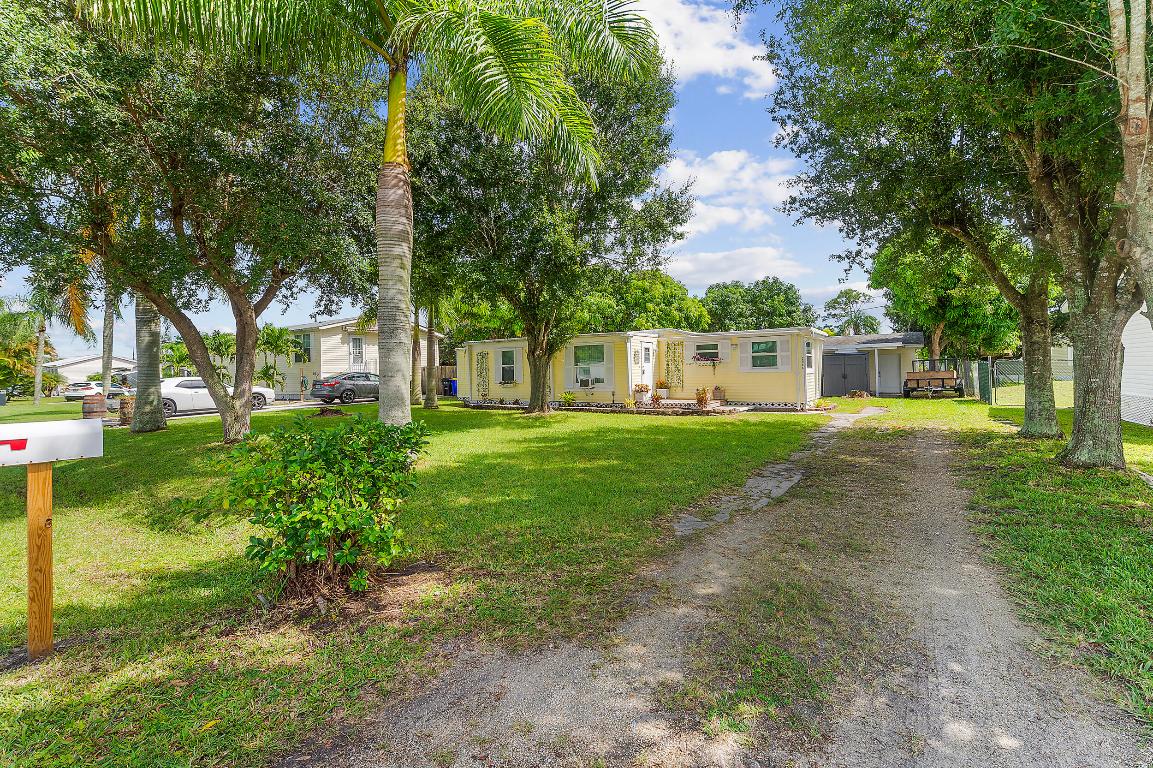 2886 Se La Palma Terrace Property Photo 4