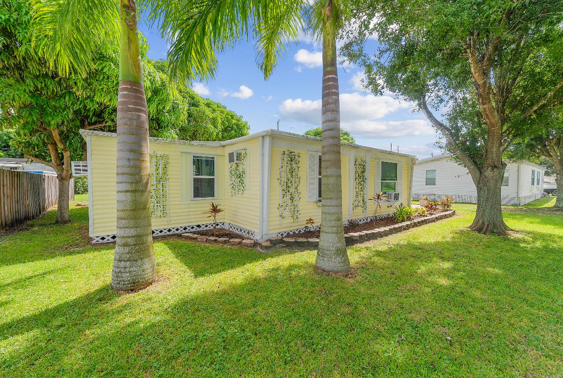 2886 Se La Palma Terrace Property Photo 27