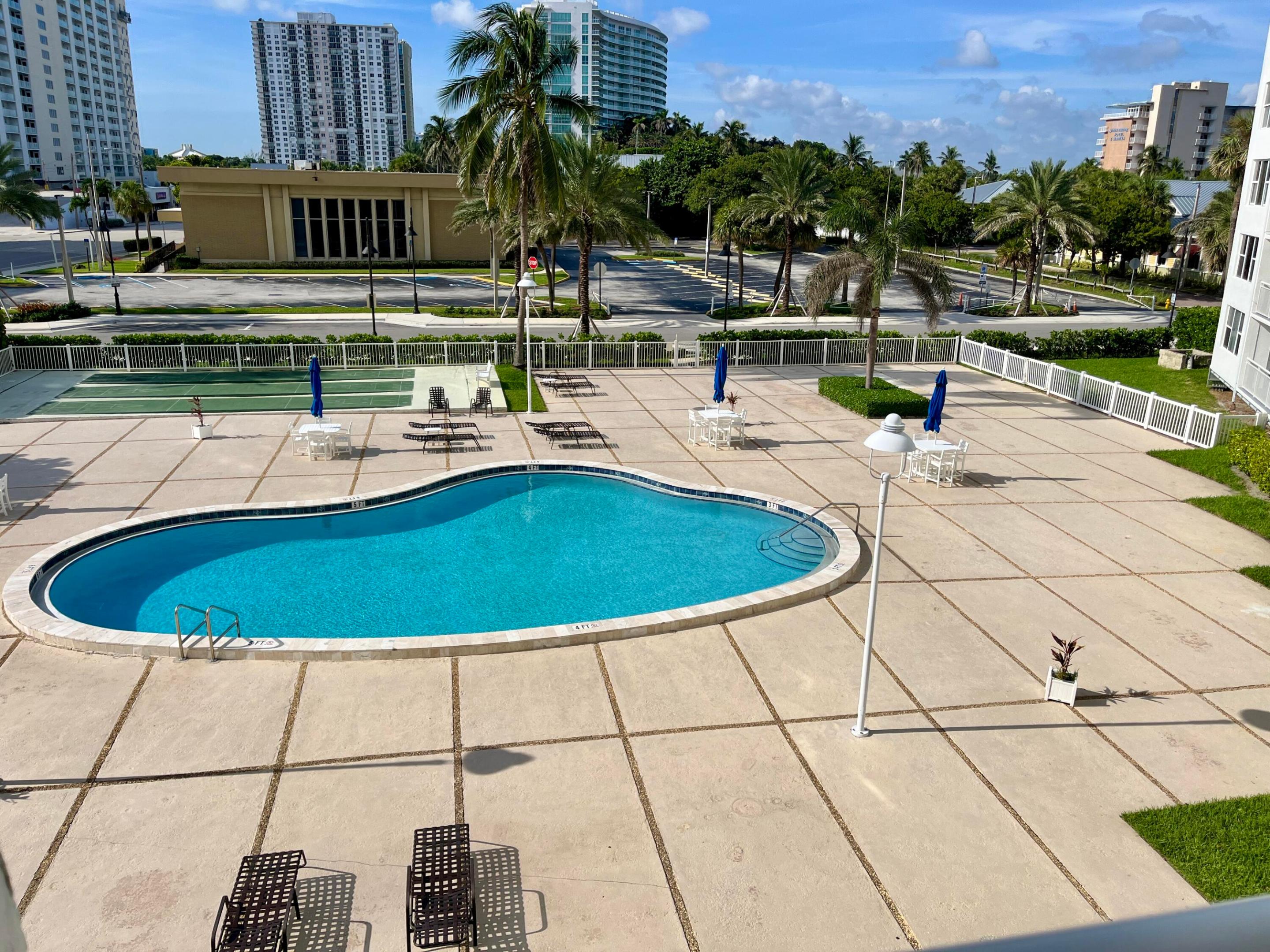 201 N Ocean Boulevard 302 Property Photo 23