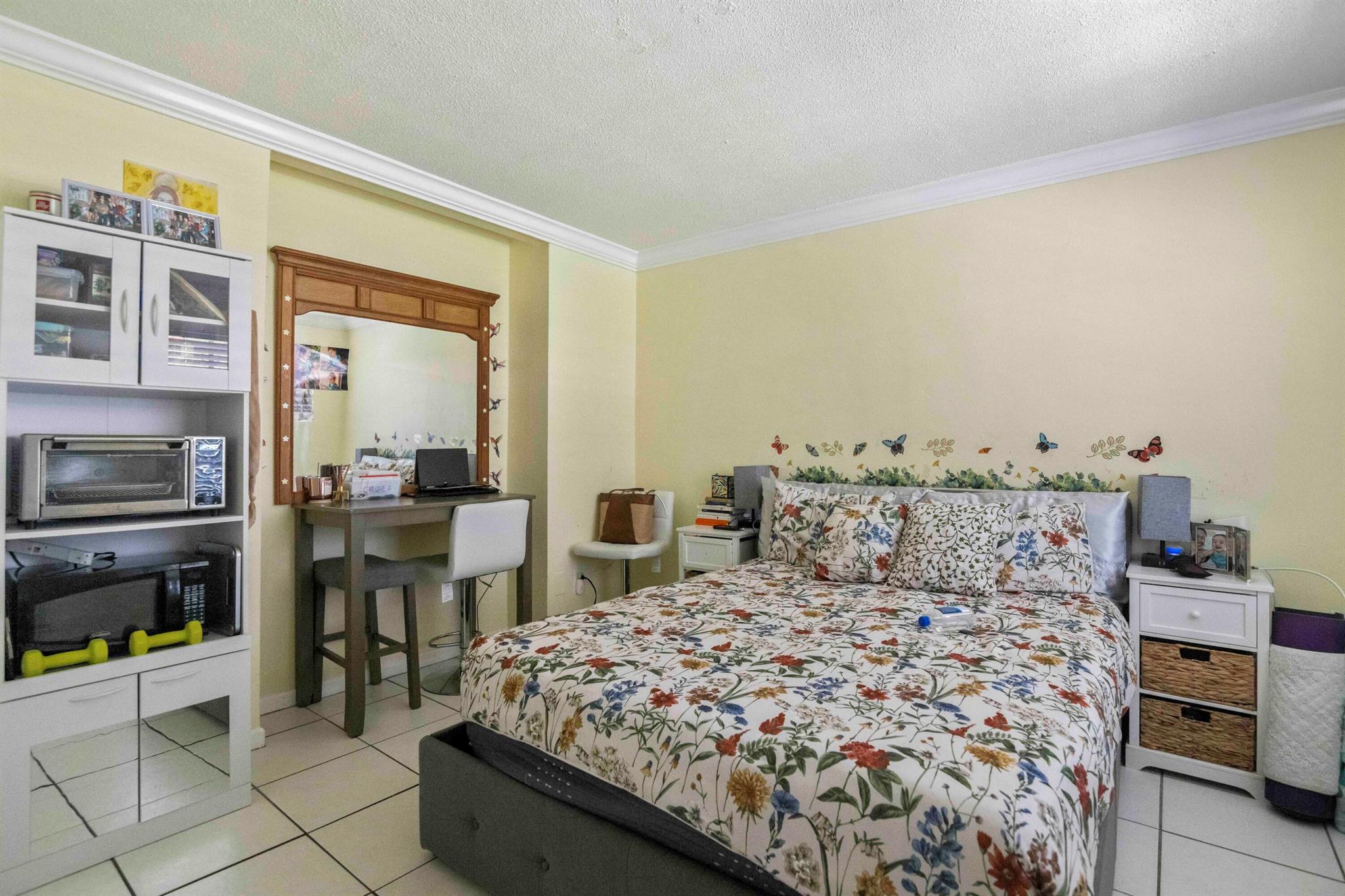 1545 Miami Road Property Photo 10