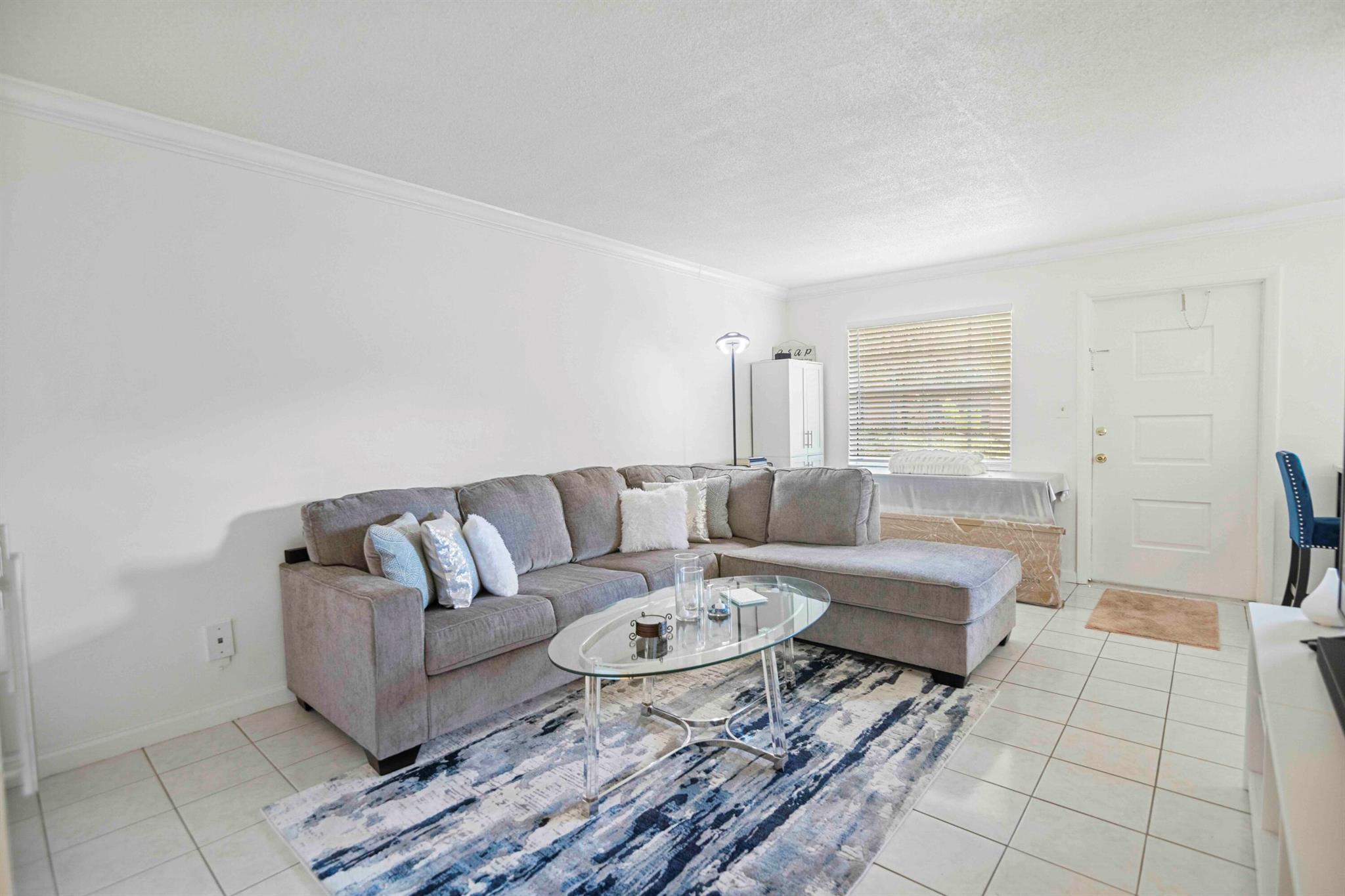 1545 Miami Road Property Photo 30