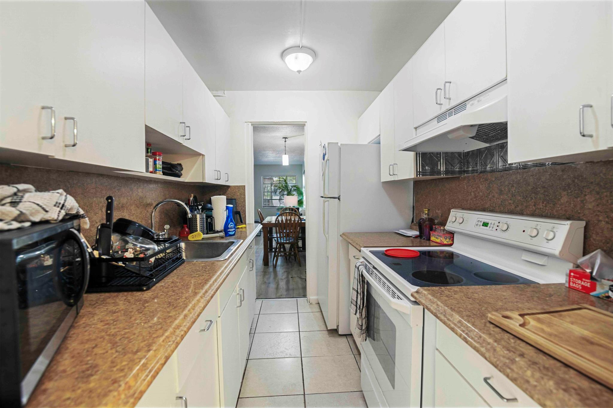 1545 Miami Road Property Photo 35