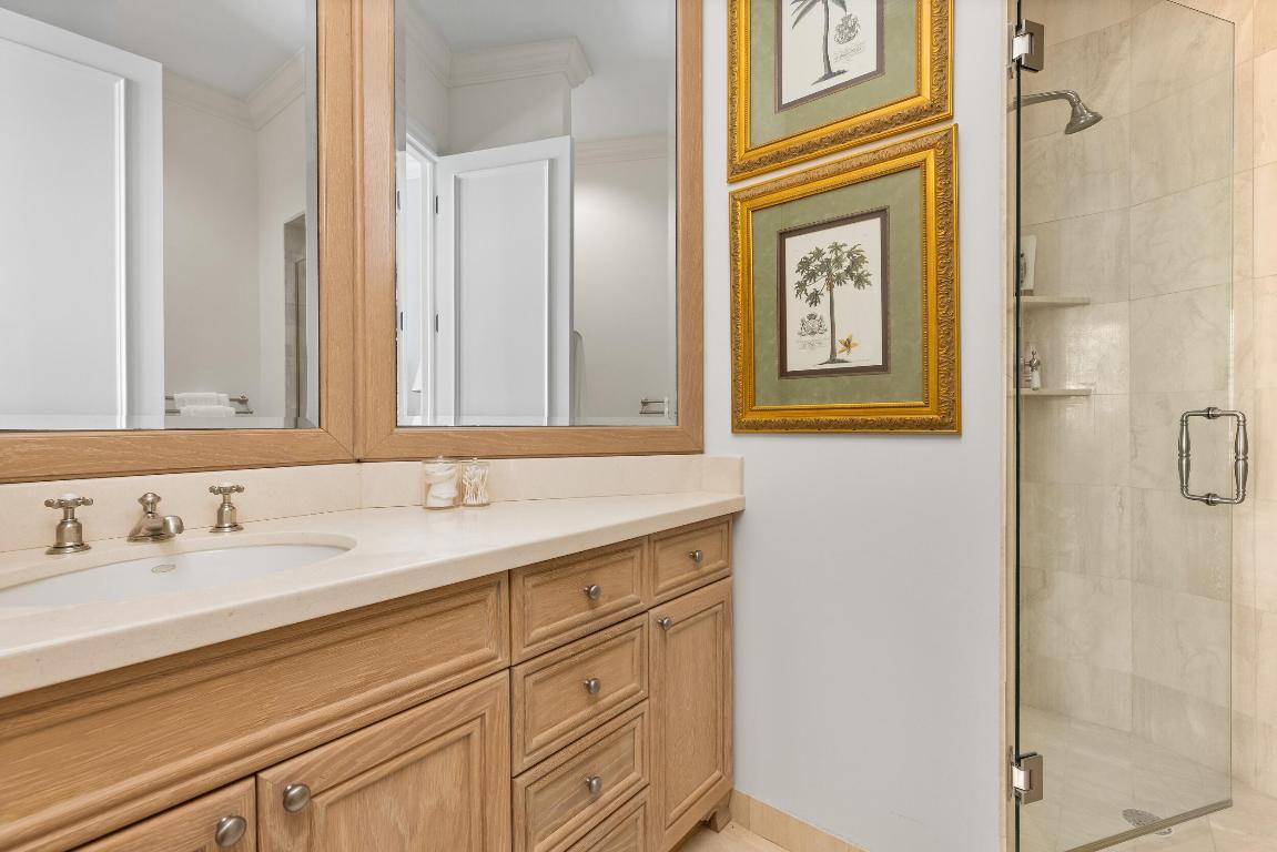 307 Everglade Avenue Property Photo 29