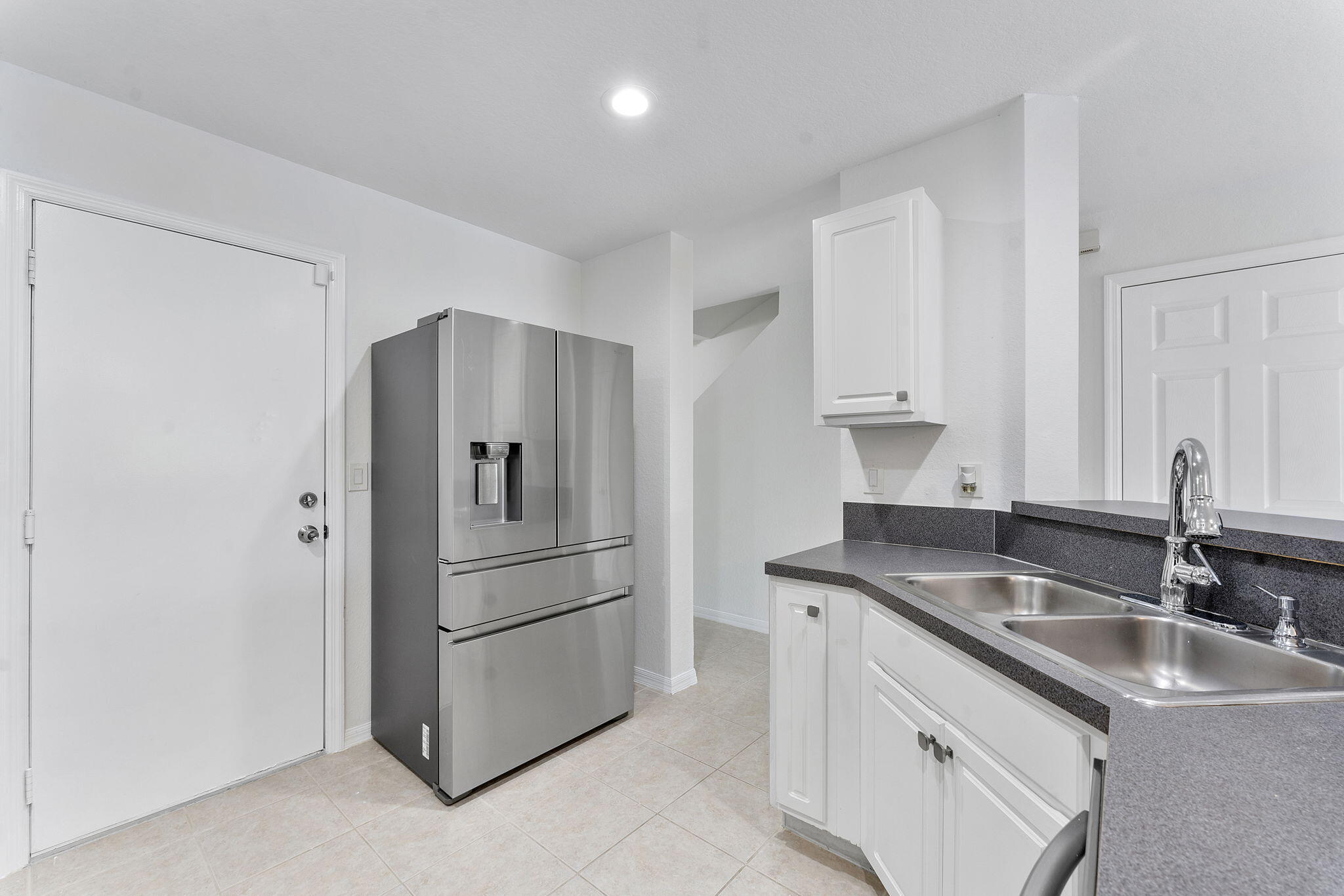 16129 Sierra Palms Drive Property Photo 10