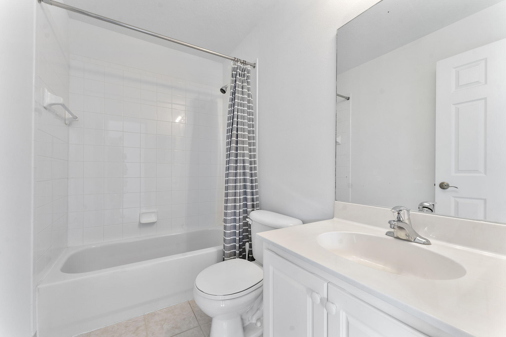 16129 Sierra Palms Drive Property Photo 18