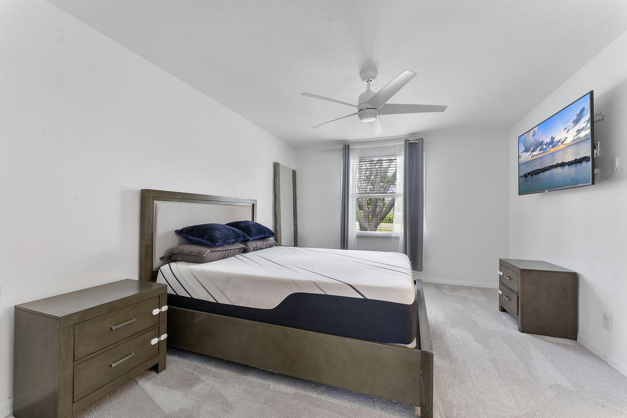 16129 Sierra Palms Drive Property Photo 19