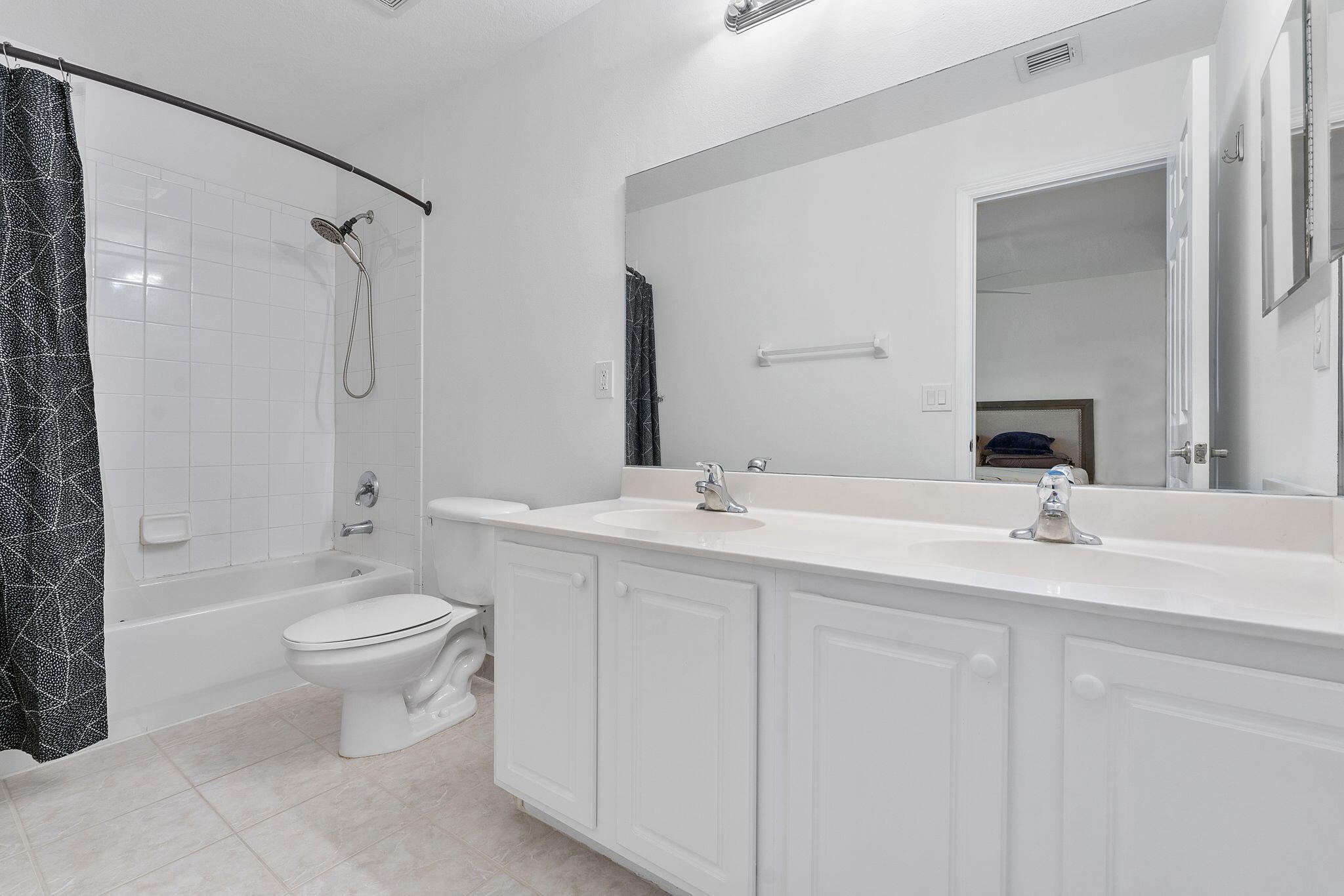 16129 Sierra Palms Drive Property Photo 21